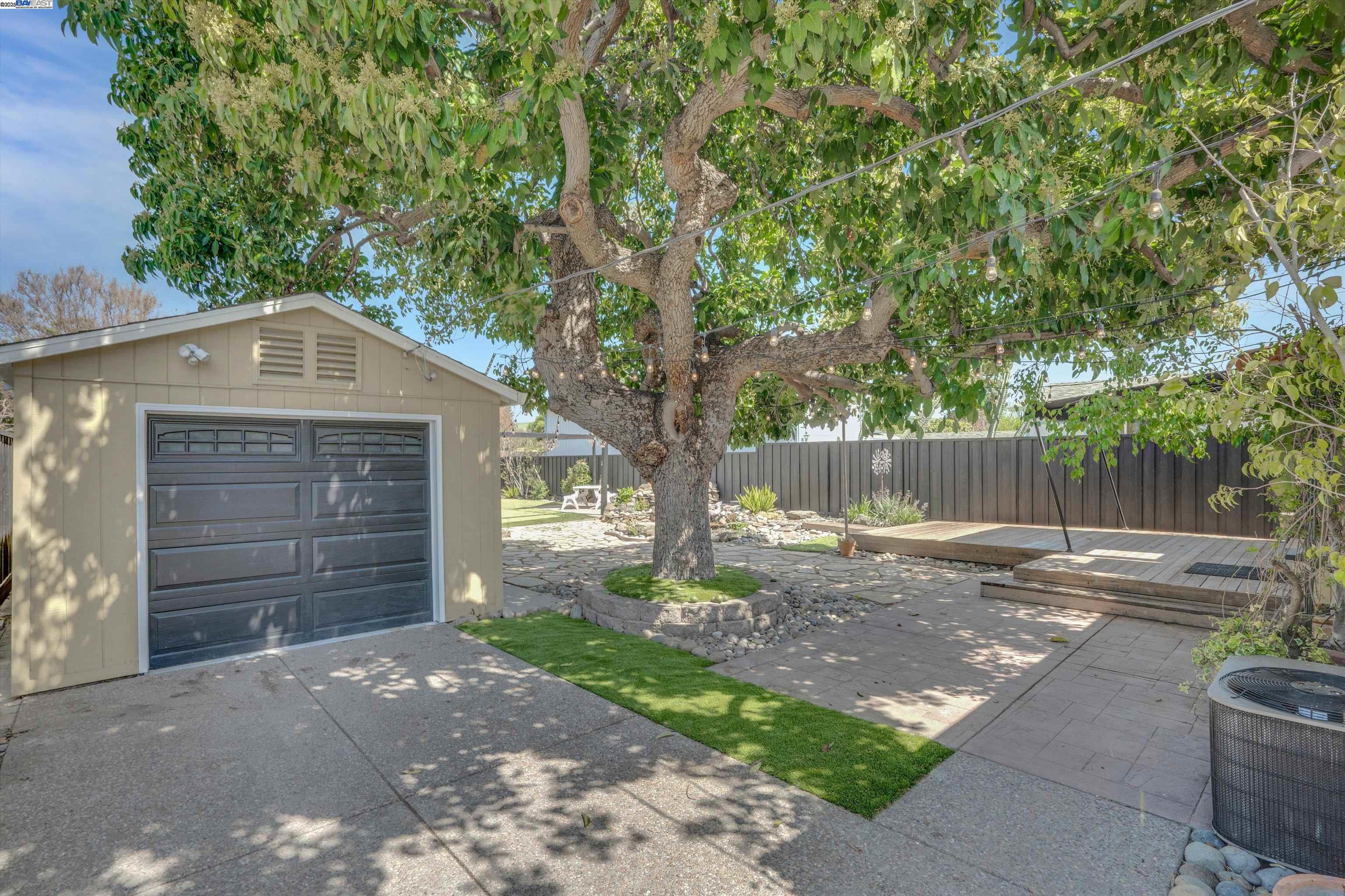 3353 Greenwood Drive, Fremont, California 94536, 2 Bedrooms Bedrooms, 6 Rooms Rooms,2 BathroomsBathrooms,Residential,For Sale,3353 Greenwood Drive,41092972