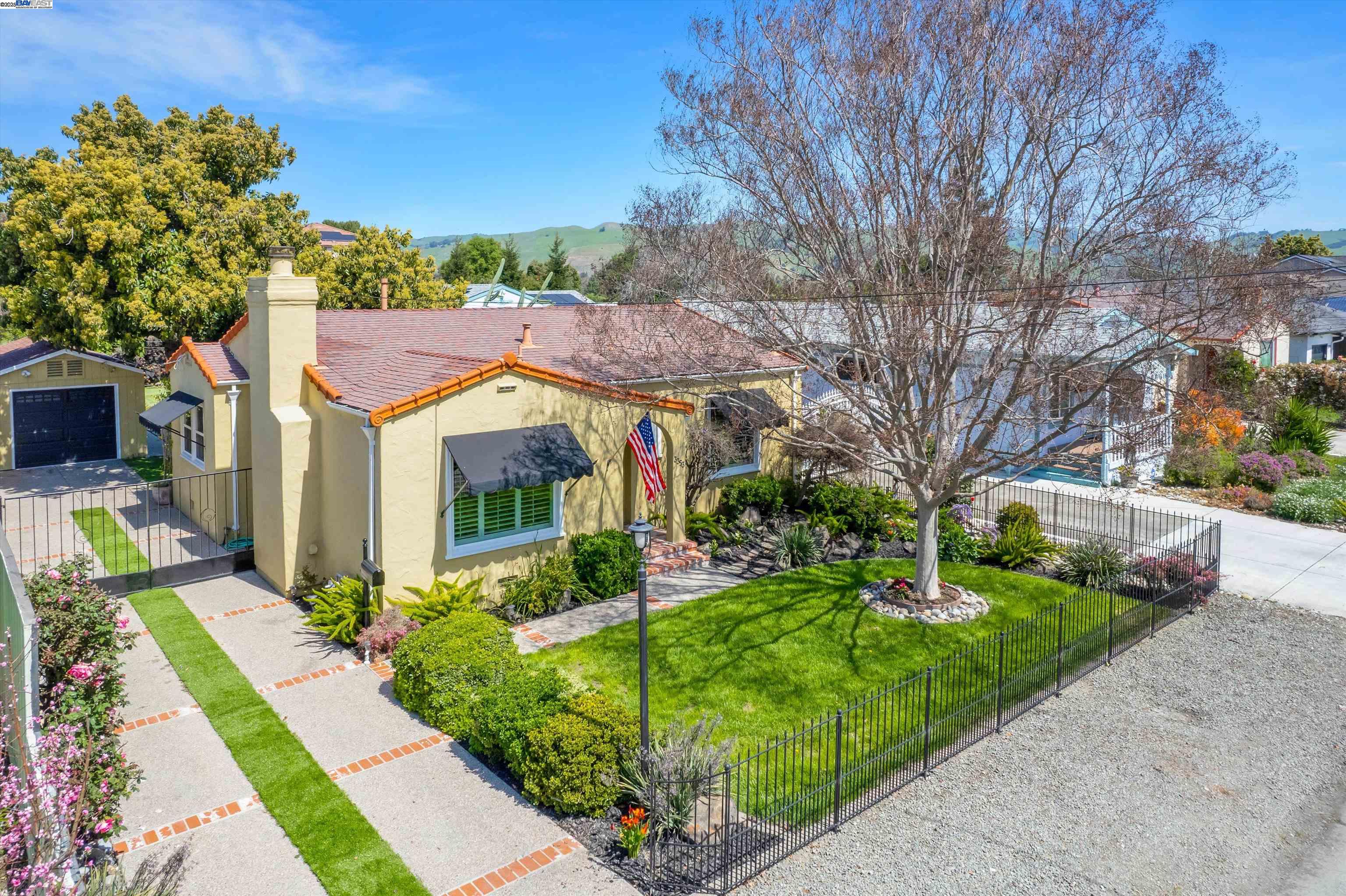 3353 Greenwood Drive, Fremont, California 94536, 2 Bedrooms Bedrooms, 6 Rooms Rooms,2 BathroomsBathrooms,Residential,For Sale,3353 Greenwood Drive,41092972