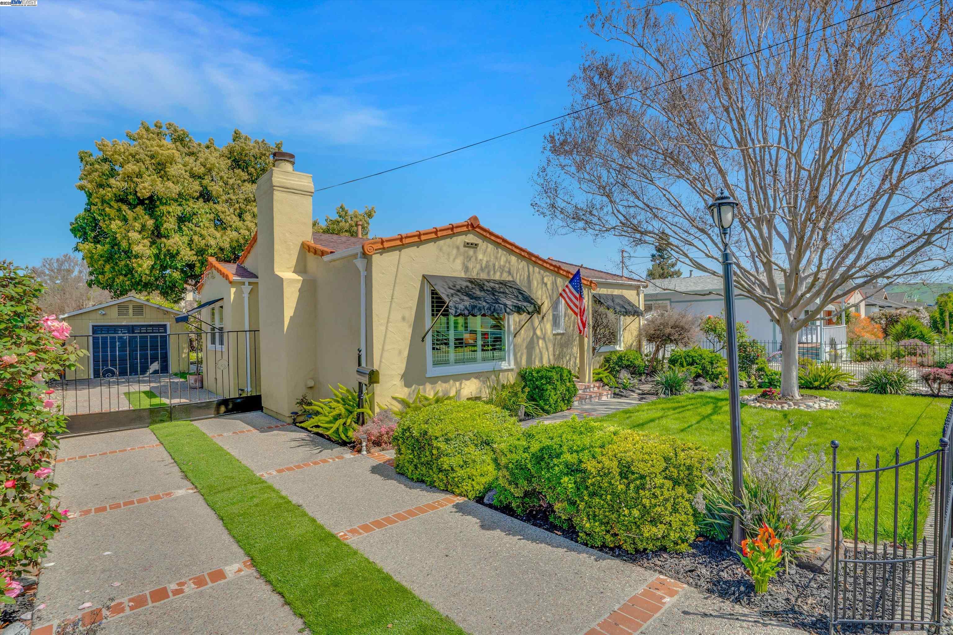 3353 Greenwood Drive, Fremont, California 94536, 2 Bedrooms Bedrooms, 6 Rooms Rooms,2 BathroomsBathrooms,Residential,For Sale,3353 Greenwood Drive,41092972