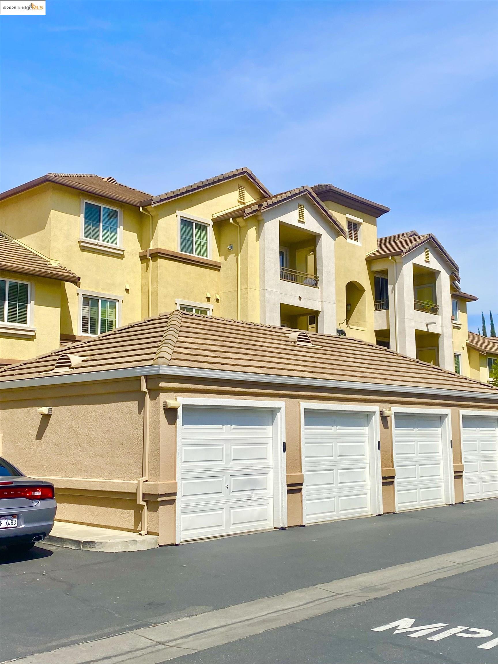 Detail Gallery Image 2 of 34 For 1360 Shady Lane #1012,  Turlock,  CA 95382 - 2 Beds | 2 Baths
