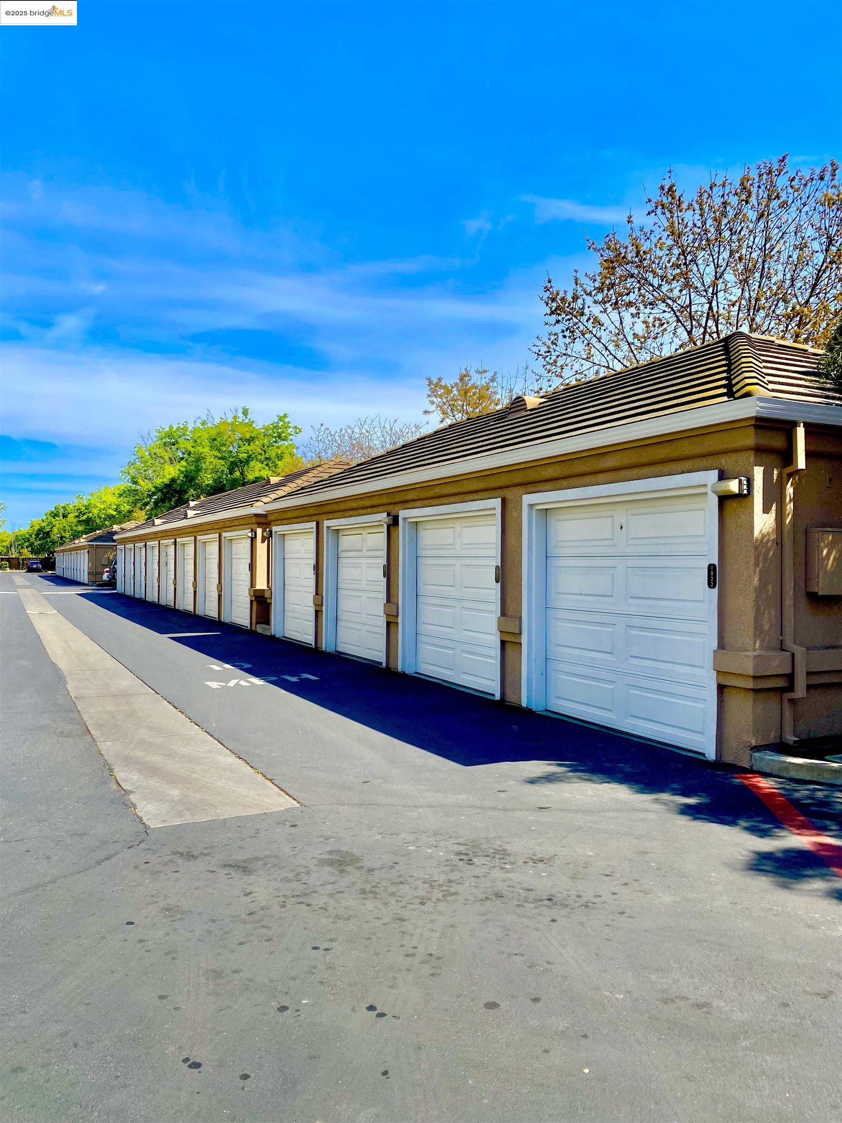 Detail Gallery Image 19 of 34 For 1360 Shady Lane #1012,  Turlock,  CA 95382 - 2 Beds | 2 Baths
