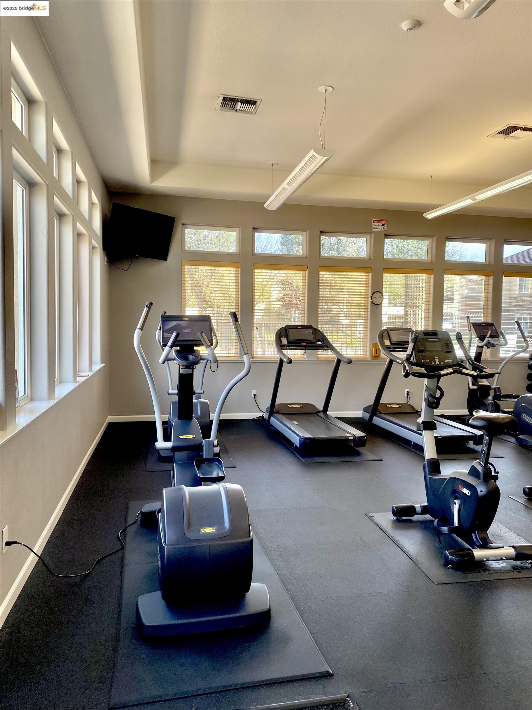 Detail Gallery Image 25 of 34 For 1360 Shady Lane #1012,  Turlock,  CA 95382 - 2 Beds | 2 Baths