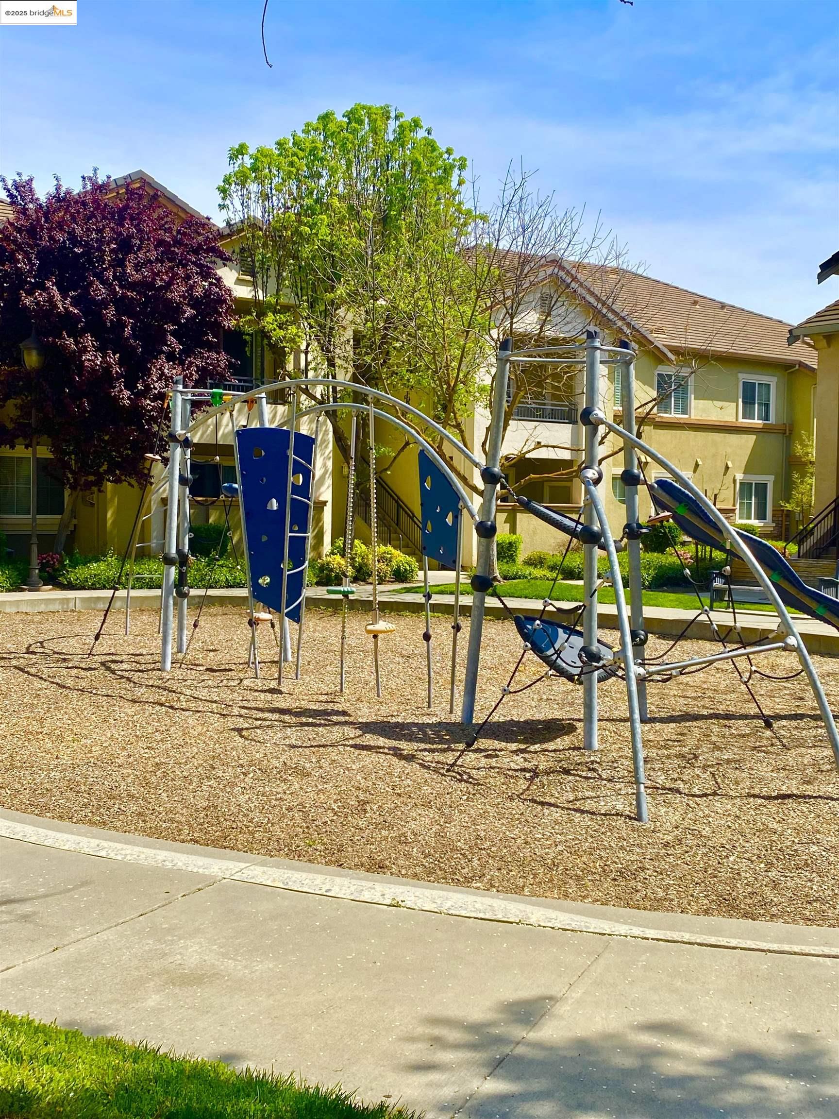 Detail Gallery Image 33 of 34 For 1360 Shady Lane #1012,  Turlock,  CA 95382 - 2 Beds | 2 Baths