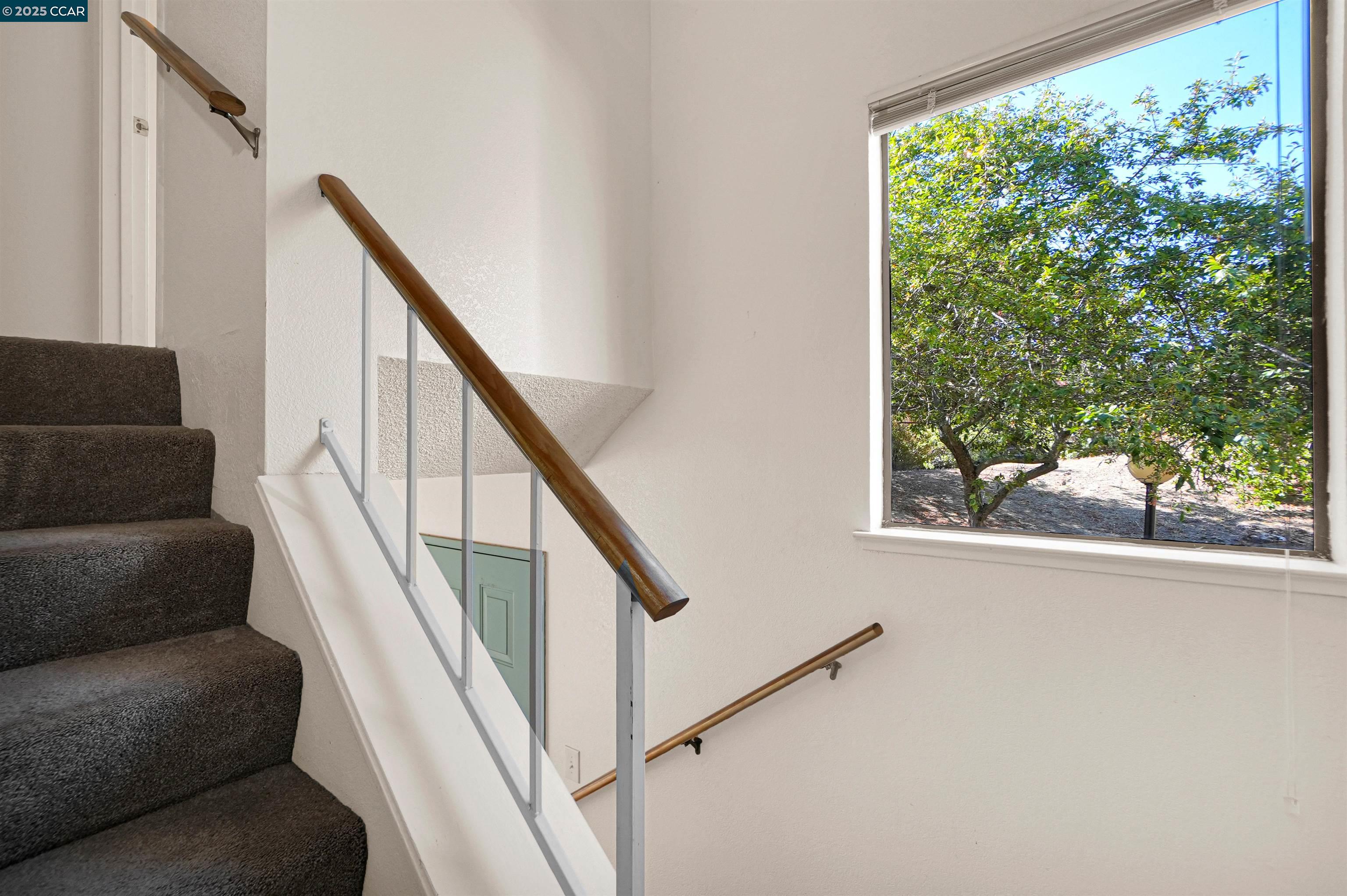 Detail Gallery Image 20 of 45 For 504 Athena #6,  Hercules,  CA 94547 - 3 Beds | 2/1 Baths