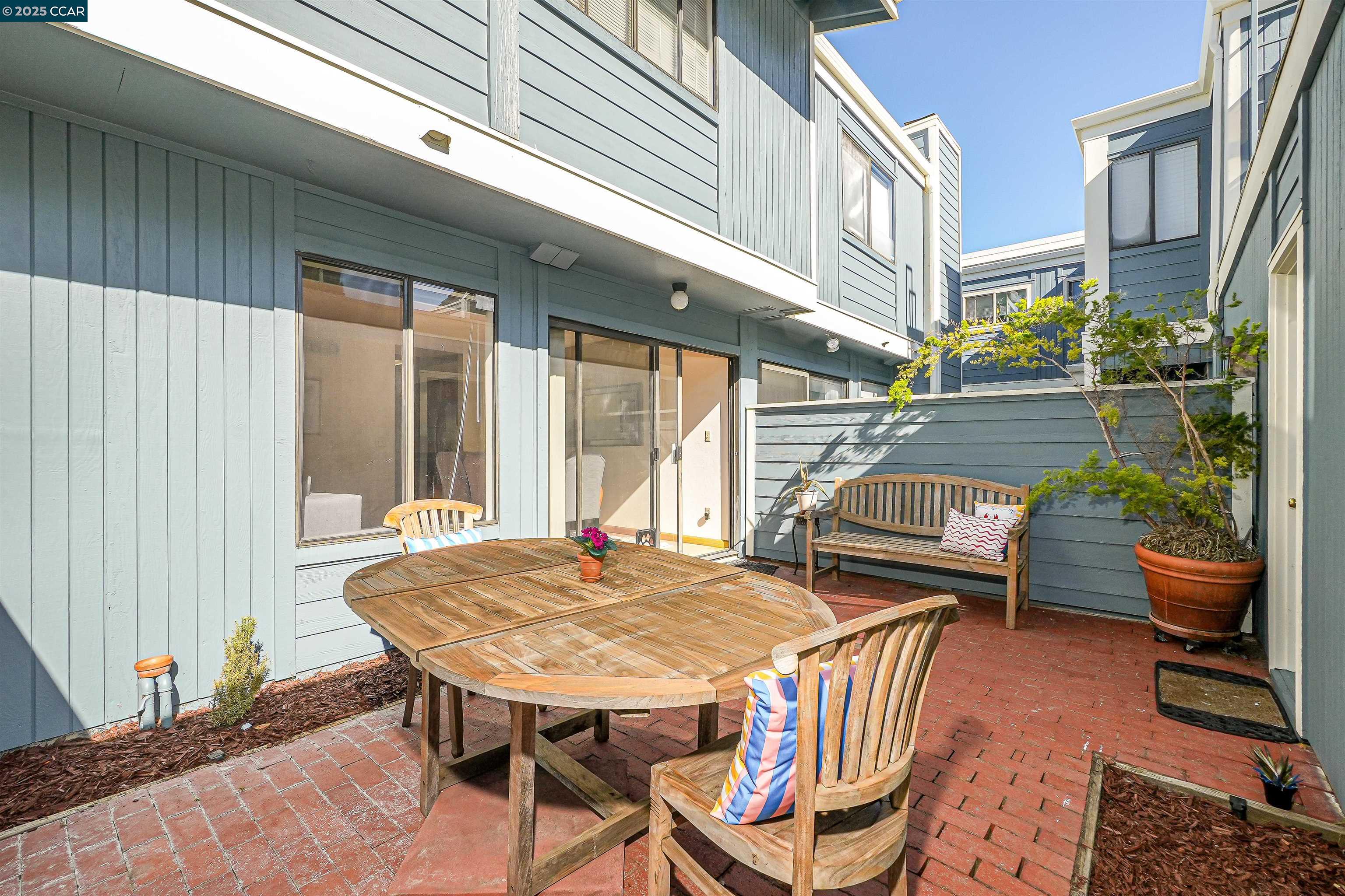 Detail Gallery Image 37 of 45 For 504 Athena #6,  Hercules,  CA 94547 - 3 Beds | 2/1 Baths