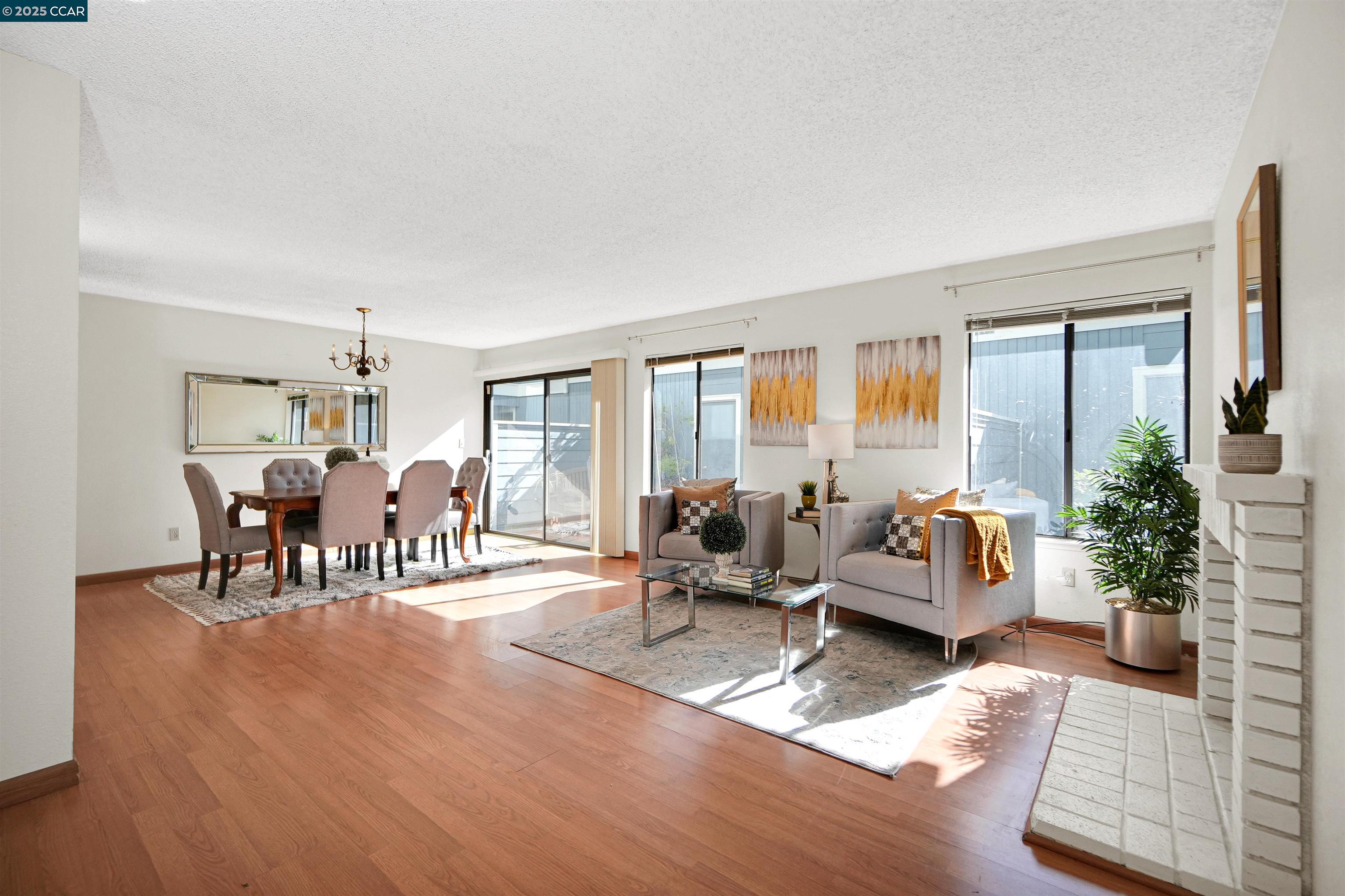 Detail Gallery Image 6 of 45 For 504 Athena #6,  Hercules,  CA 94547 - 3 Beds | 2/1 Baths