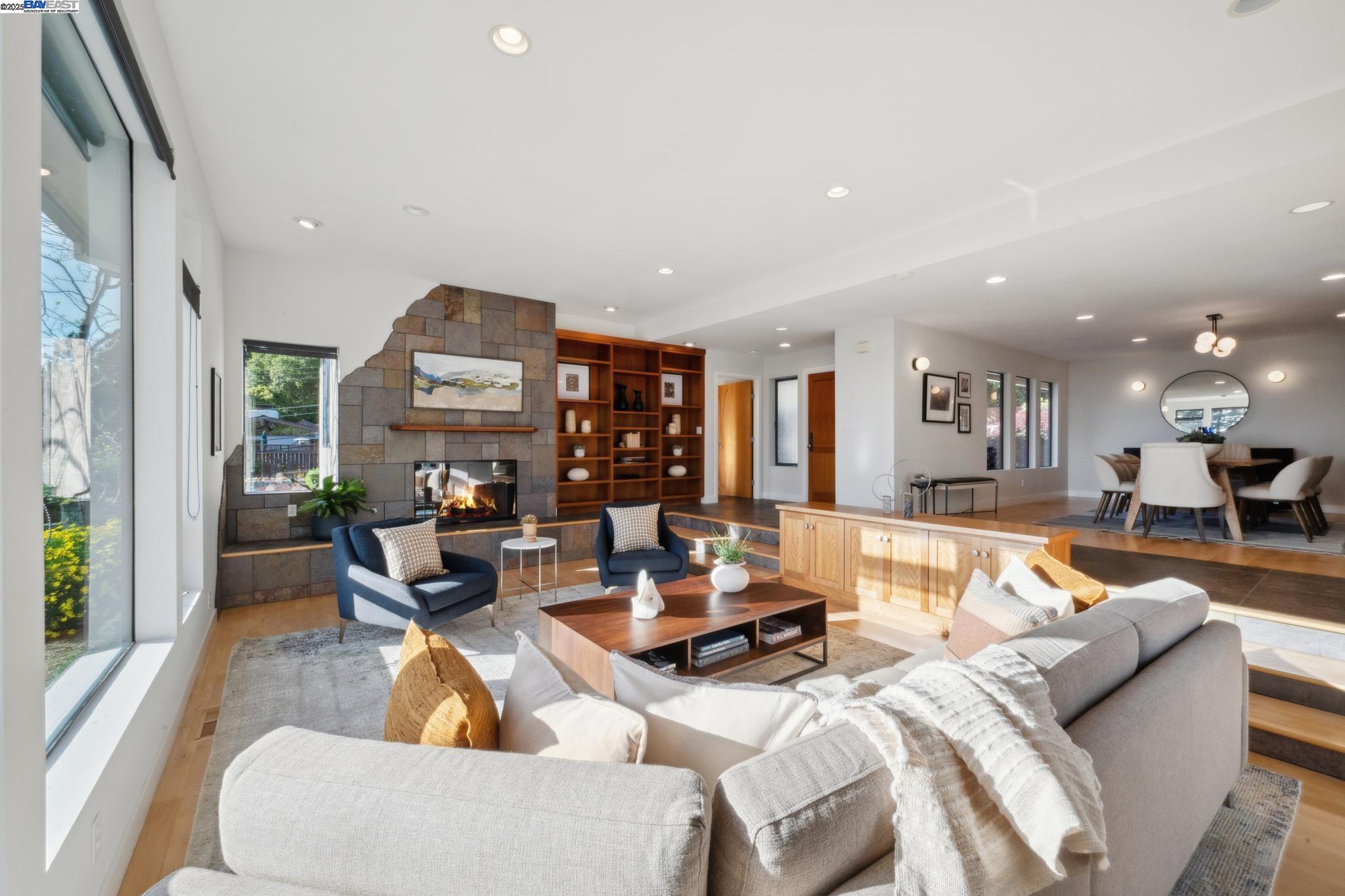 Detail Gallery Image 16 of 60 For 5550 Fernhoff Road, Oakland,  CA 94619 - 5 Beds | 4 Baths