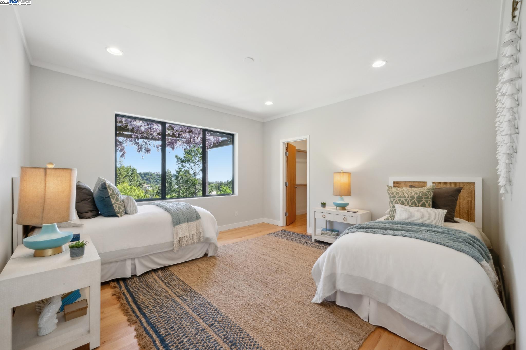 Detail Gallery Image 35 of 60 For 5550 Fernhoff Road, Oakland,  CA 94619 - 5 Beds | 4 Baths
