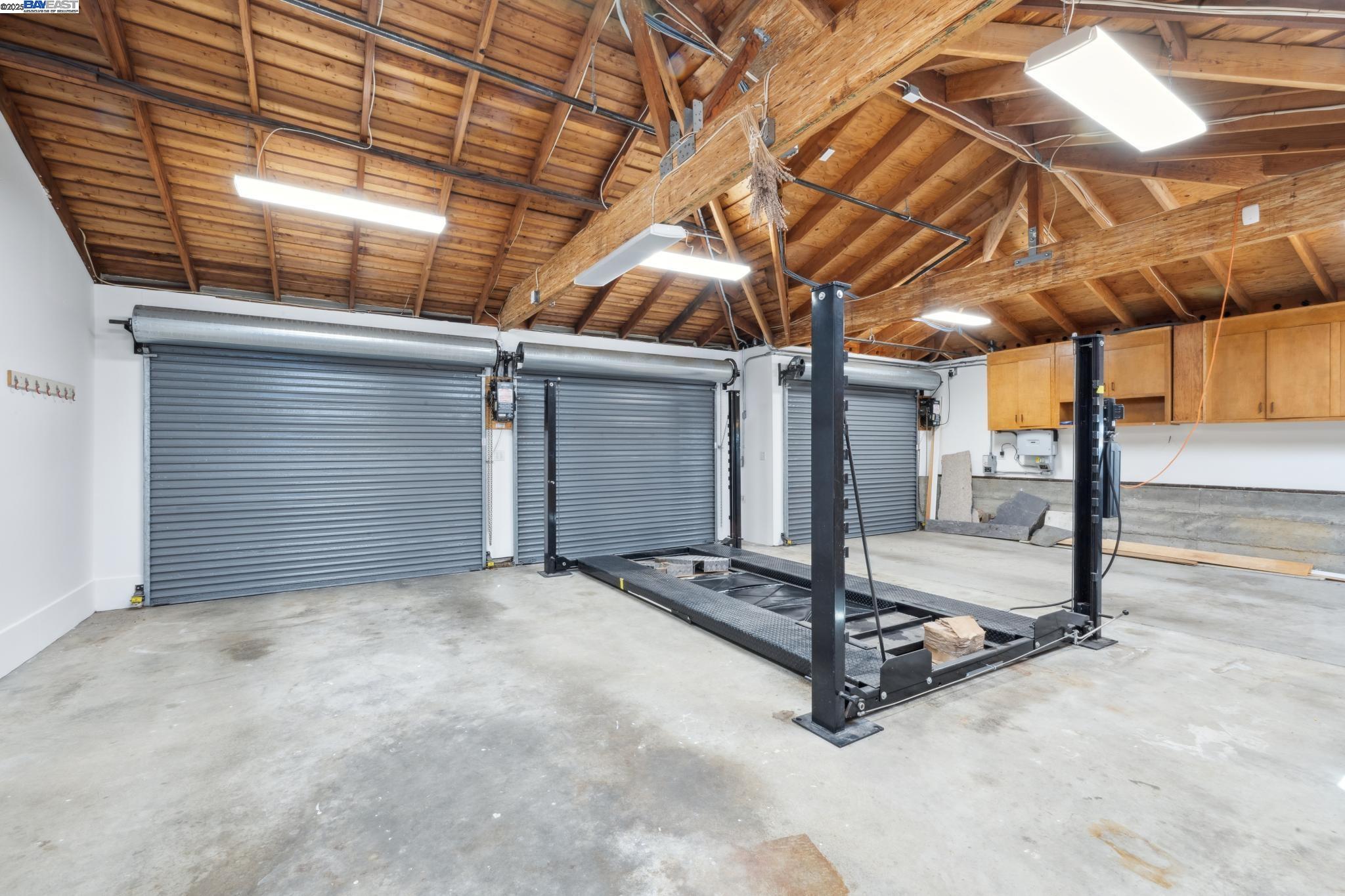 Detail Gallery Image 41 of 60 For 5550 Fernhoff Road, Oakland,  CA 94619 - 5 Beds | 4 Baths
