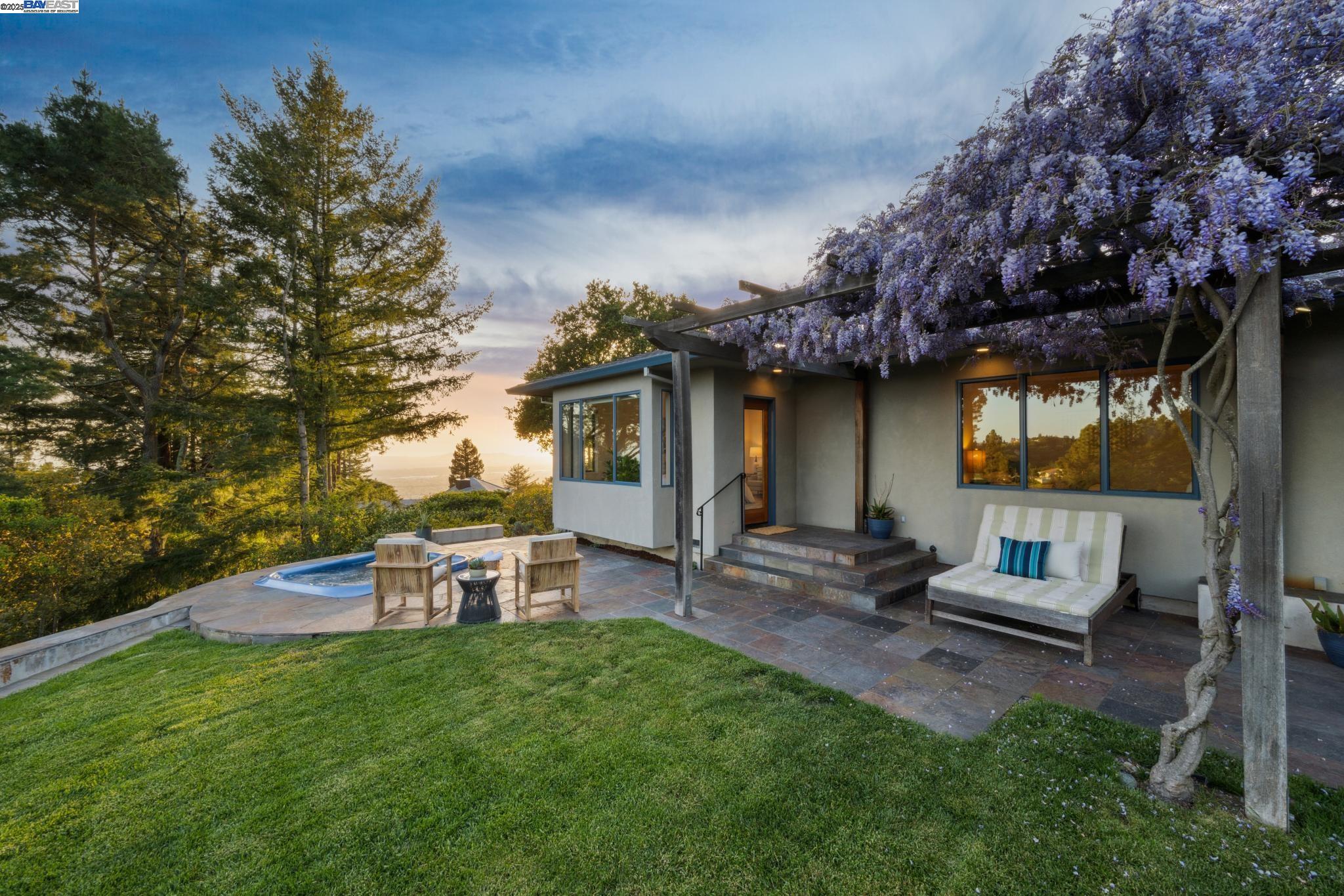 Detail Gallery Image 57 of 60 For 5550 Fernhoff Road, Oakland,  CA 94619 - 5 Beds | 4 Baths
