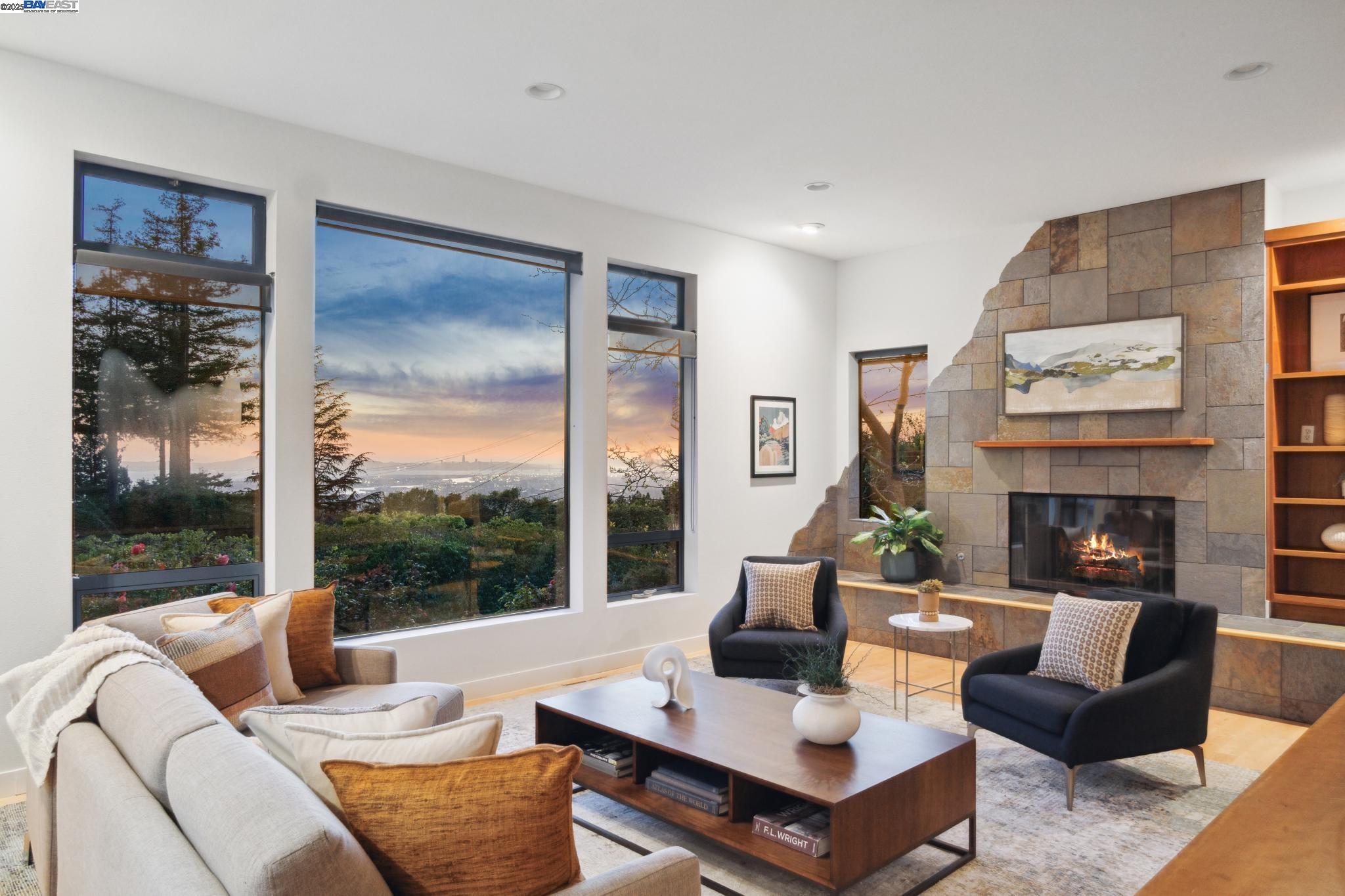Detail Gallery Image 10 of 60 For 5550 Fernhoff Road, Oakland,  CA 94619 - 5 Beds | 4 Baths