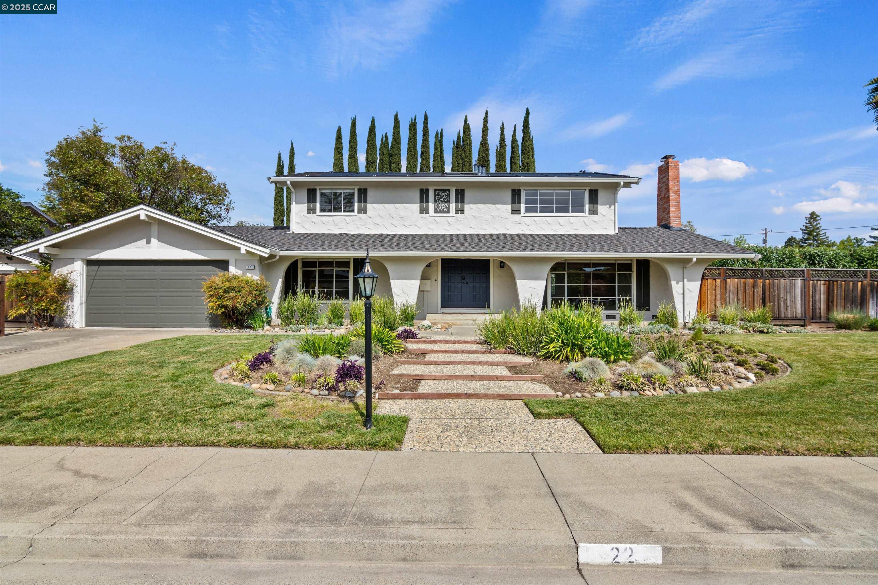 Detail Gallery Image 1 of 1 For 22 Yellowstone Ct, Walnut Creek,  CA 94598 - 4 Beds | 3 Baths