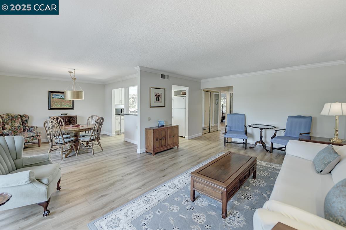 Photo #6: 41093024 Listing: Photo #6