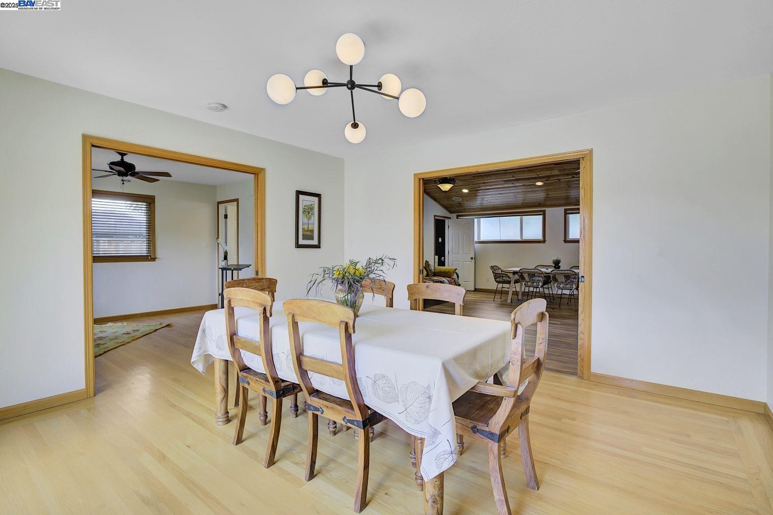 Detail Gallery Image 18 of 51 For 3967 Majestic Dr, Concord,  CA 94519 - 4 Beds | 3 Baths