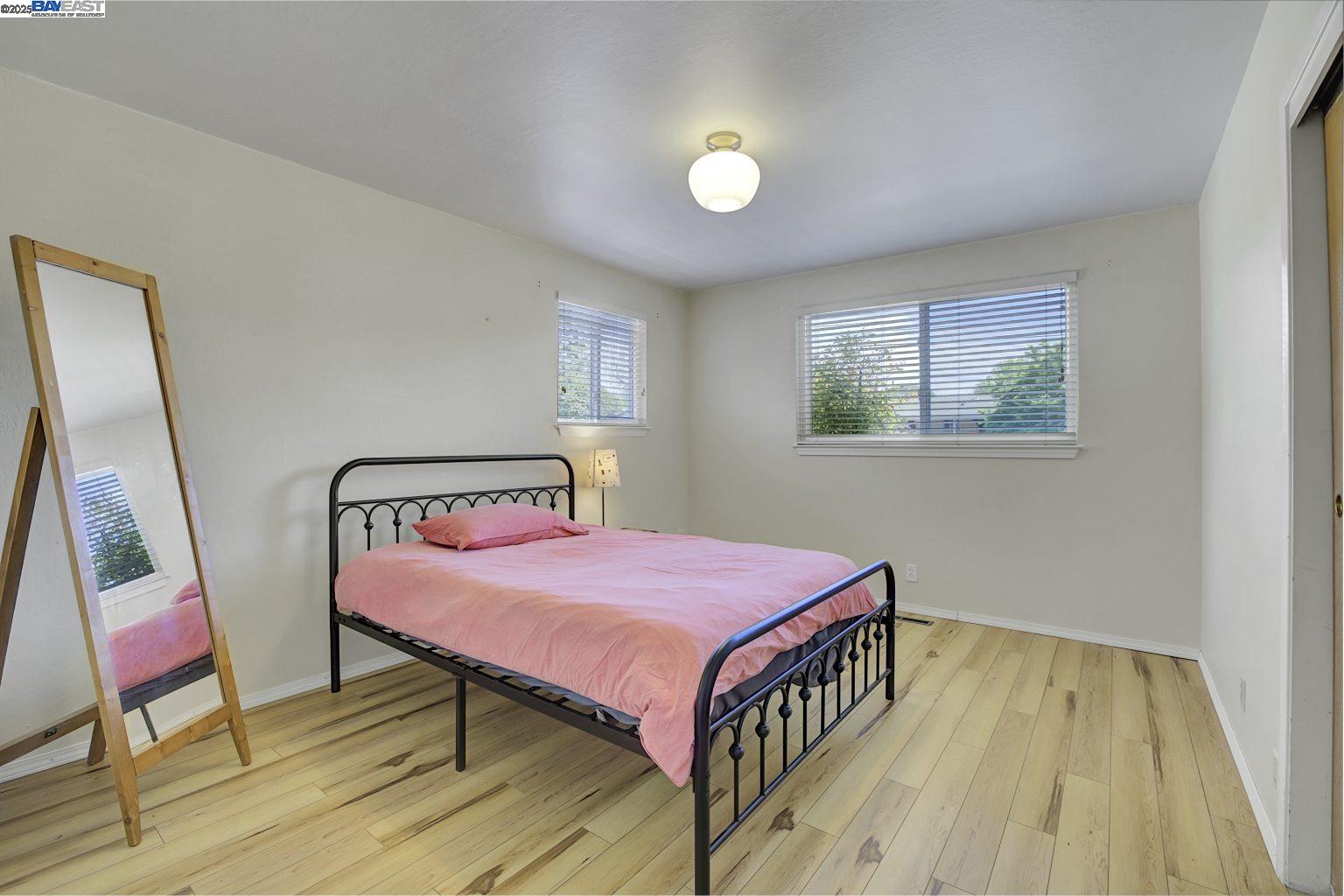 Detail Gallery Image 30 of 51 For 3967 Majestic Dr, Concord,  CA 94519 - 4 Beds | 3 Baths