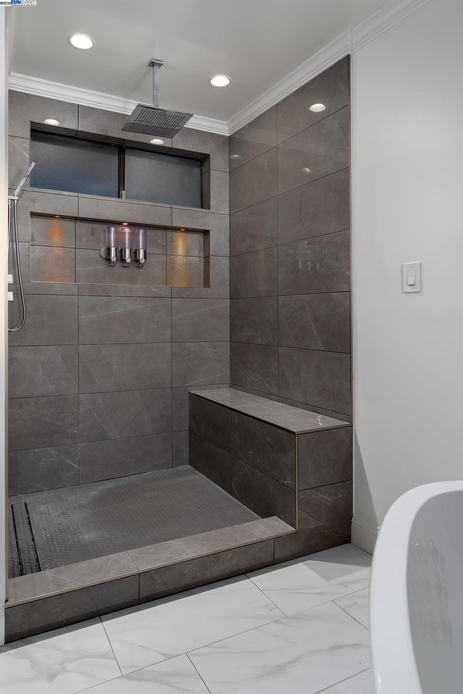 Photo #18: 41093029 Listing: Photo #18