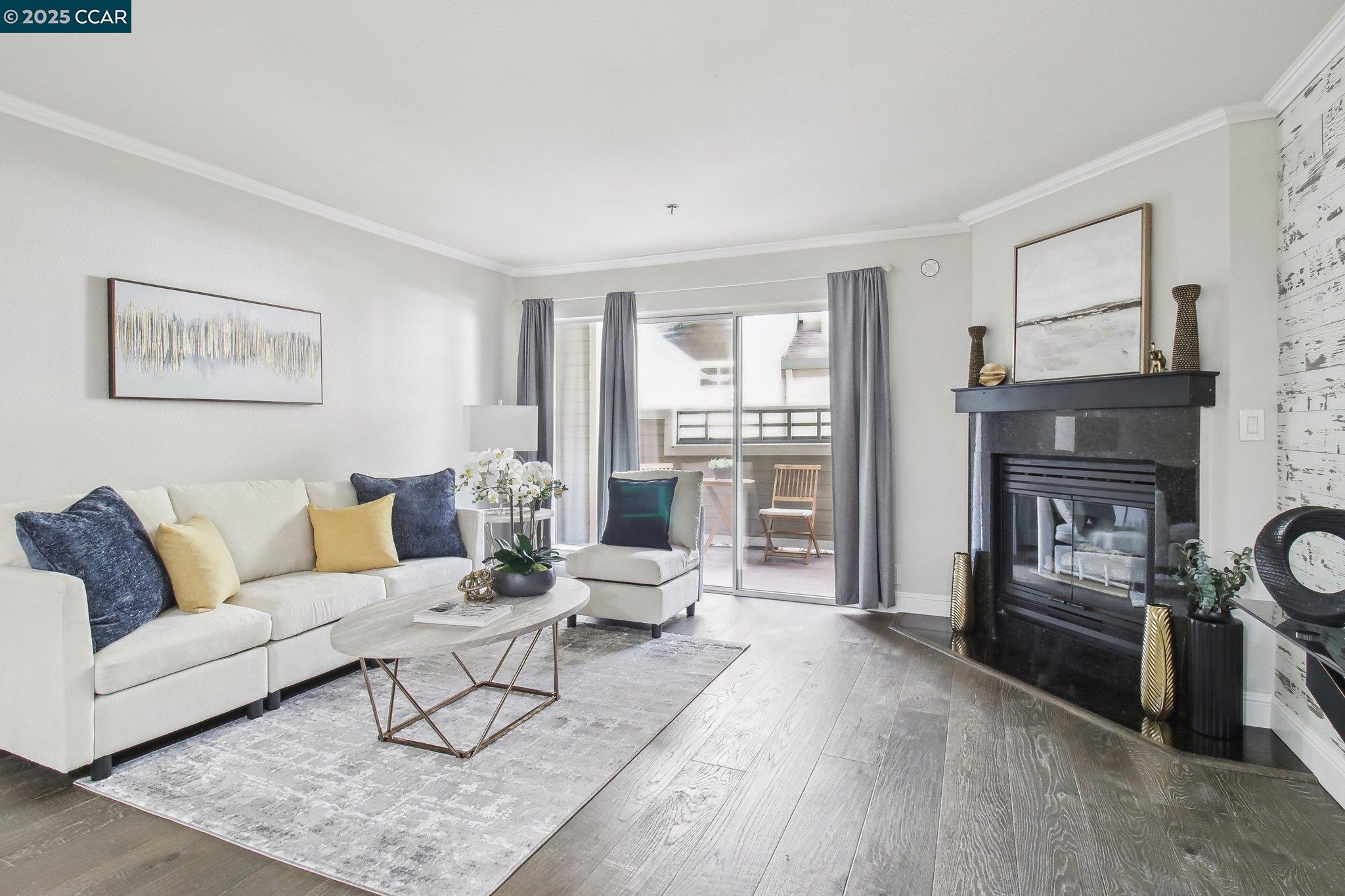 Detail Gallery Image 1 of 1 For 2550 Oak Rd #111,  Walnut Creek,  CA 94597 - 1 Beds | 1 Baths