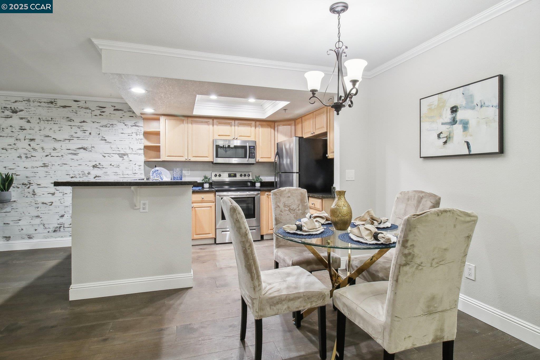 Photo #3: 41093032 Listing 