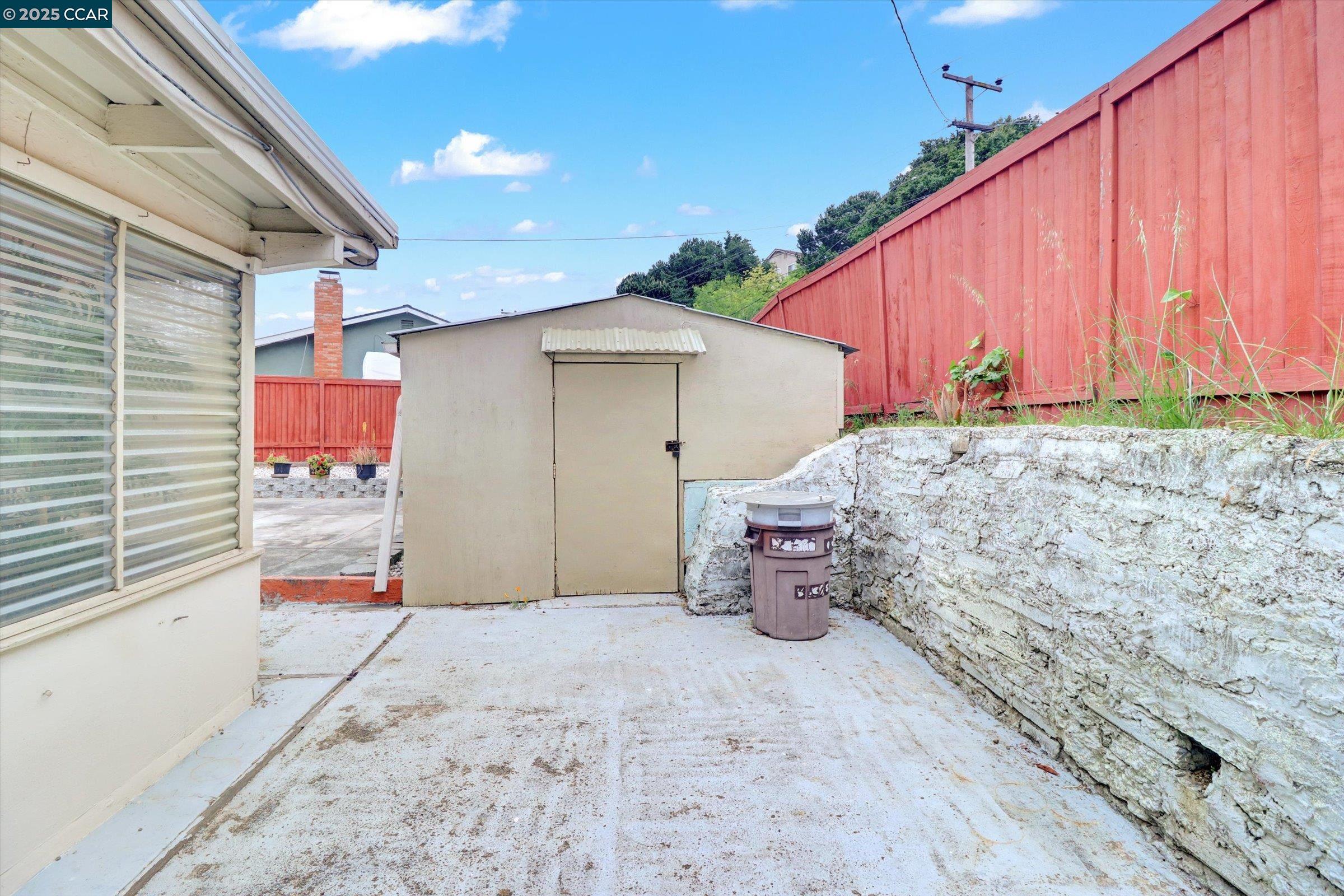 Detail Gallery Image 15 of 47 For 1200 Loyola Way, Vallejo,  CA 94589 - 3 Beds | 2 Baths