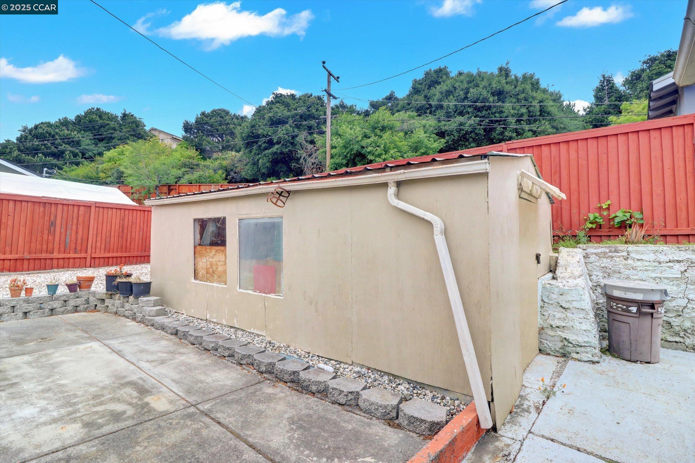 Detail Gallery Image 17 of 47 For 1200 Loyola Way, Vallejo,  CA 94589 - 3 Beds | 2 Baths