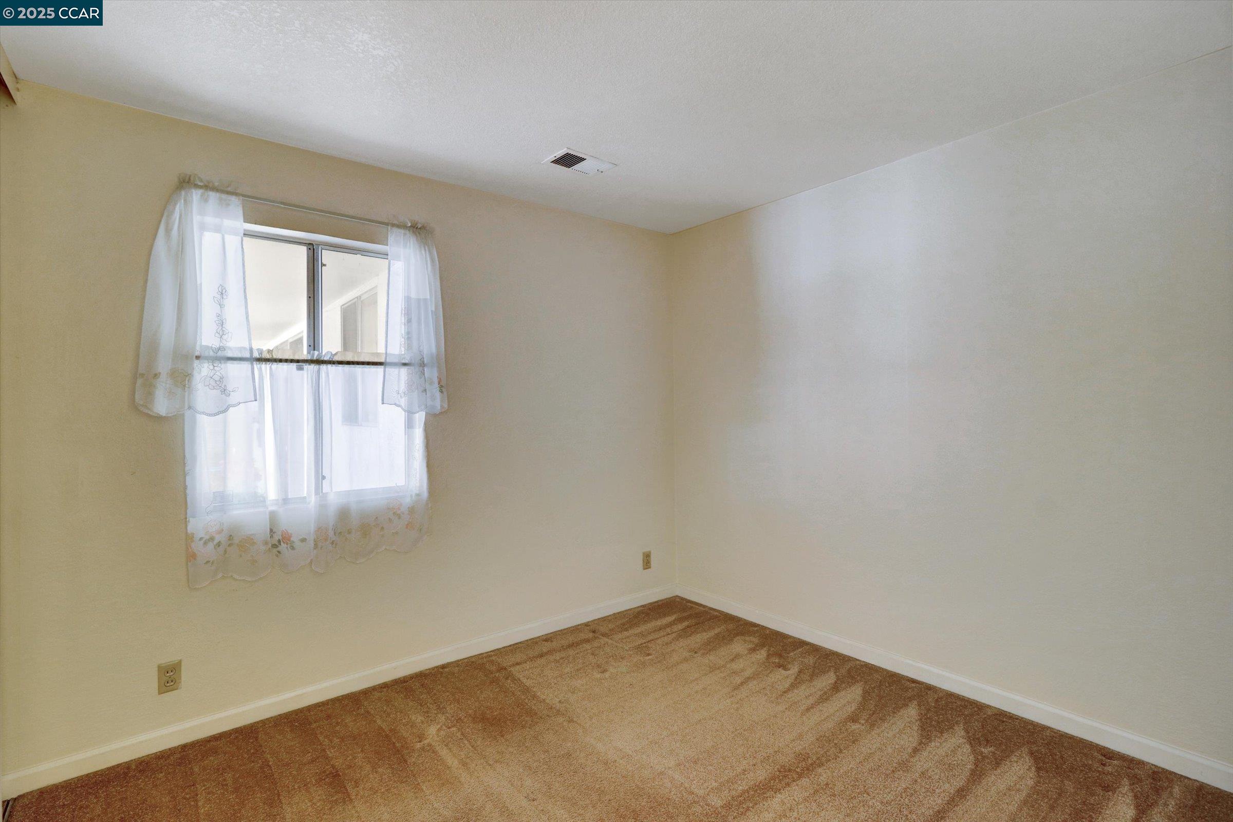 Detail Gallery Image 35 of 47 For 1200 Loyola Way, Vallejo,  CA 94589 - 3 Beds | 2 Baths