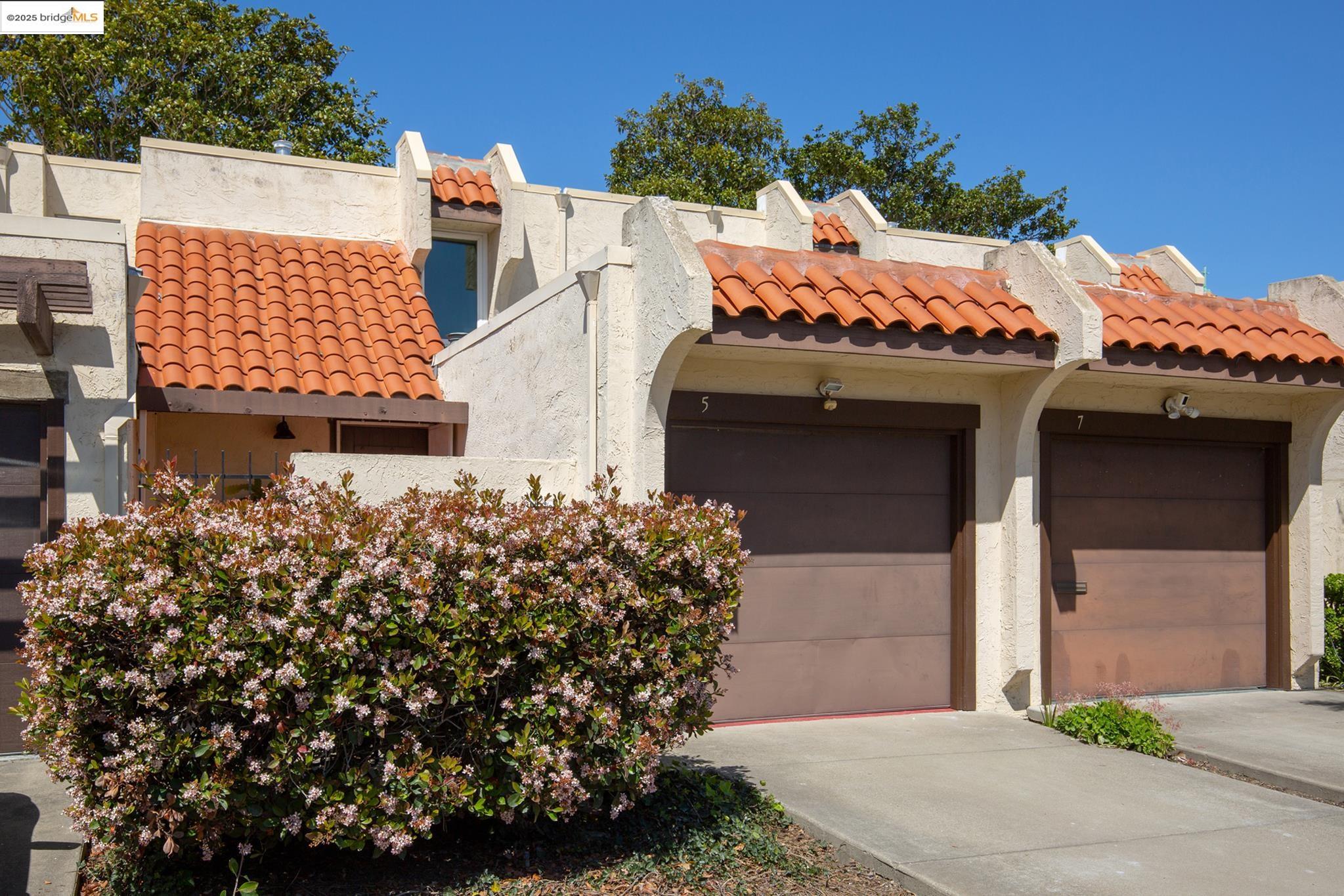 Photo #2: 41093039 Listing 
