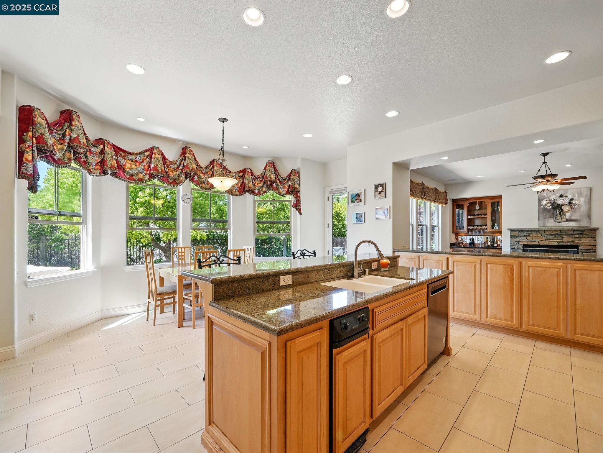 Detail Gallery Image 16 of 50 For 135 Diablo Ranch Ct, Danville,  CA 94506 - 5 Beds | 5/1 Baths