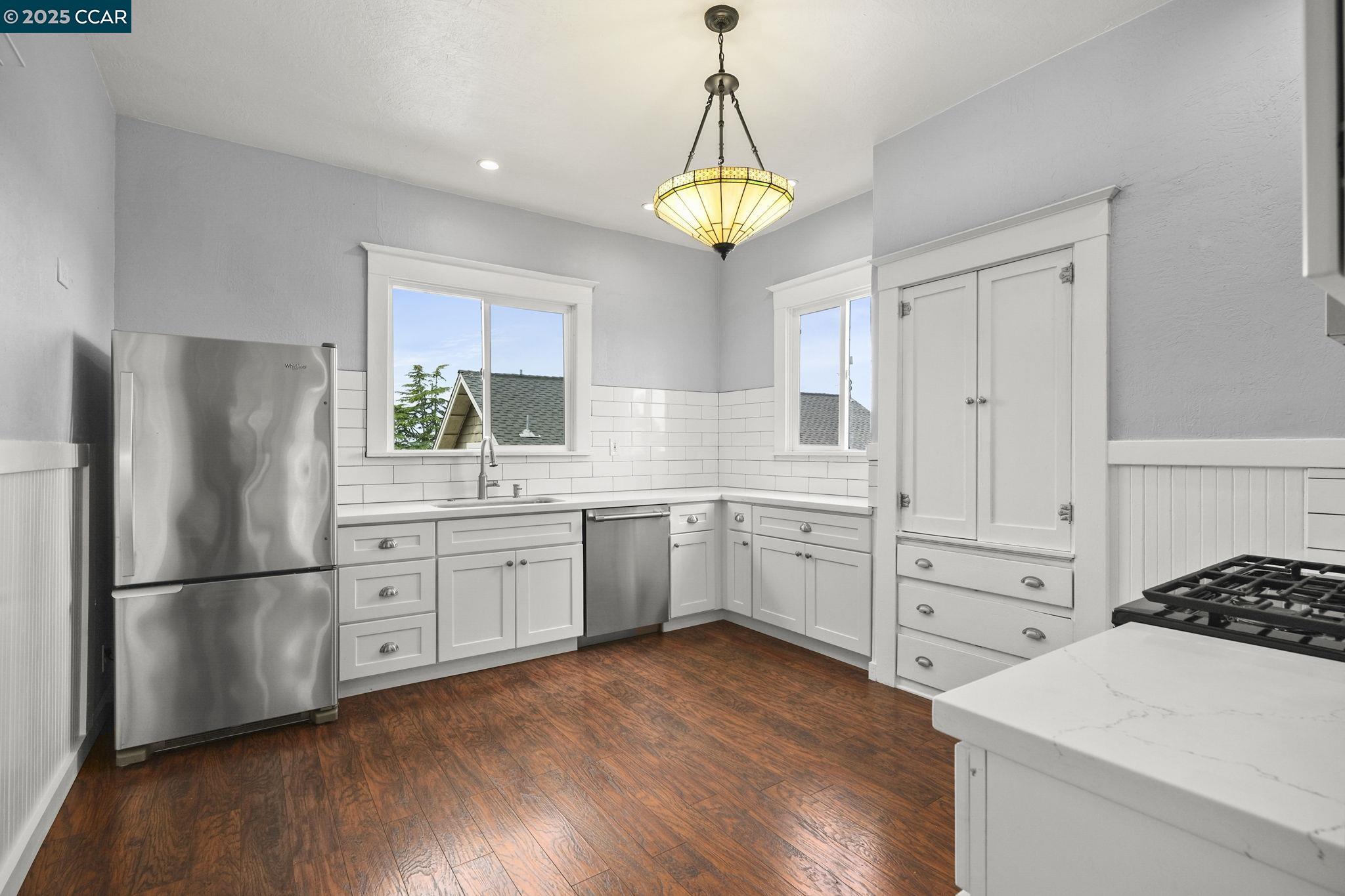 Detail Gallery Image 16 of 45 For 414 Bay St, Crockett,  CA 94525 - 3 Beds | 2 Baths