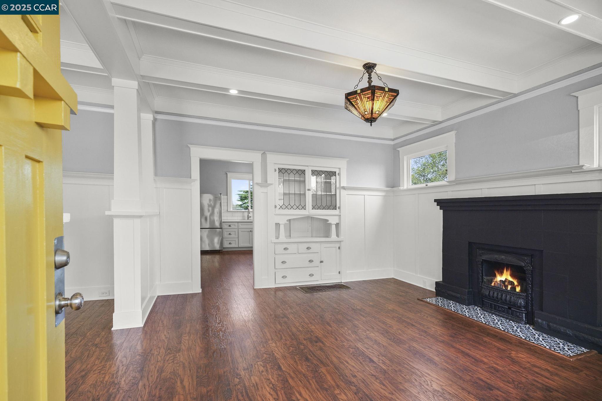 Detail Gallery Image 8 of 45 For 414 Bay St, Crockett,  CA 94525 - 3 Beds | 2 Baths