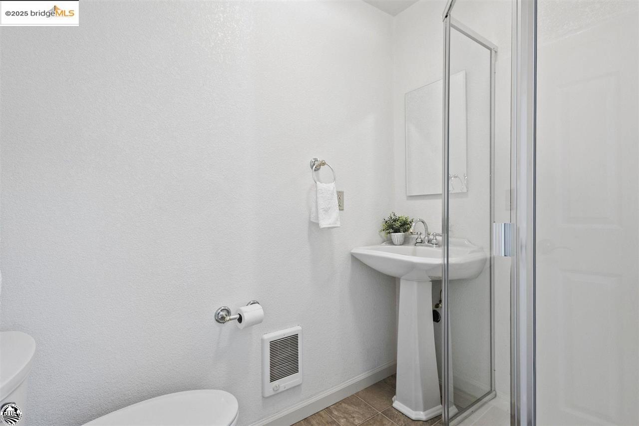 Detail Gallery Image 21 of 38 For 24040 Ponce Rd., Columbia,  CA 95310 - 2 Beds | 2 Baths