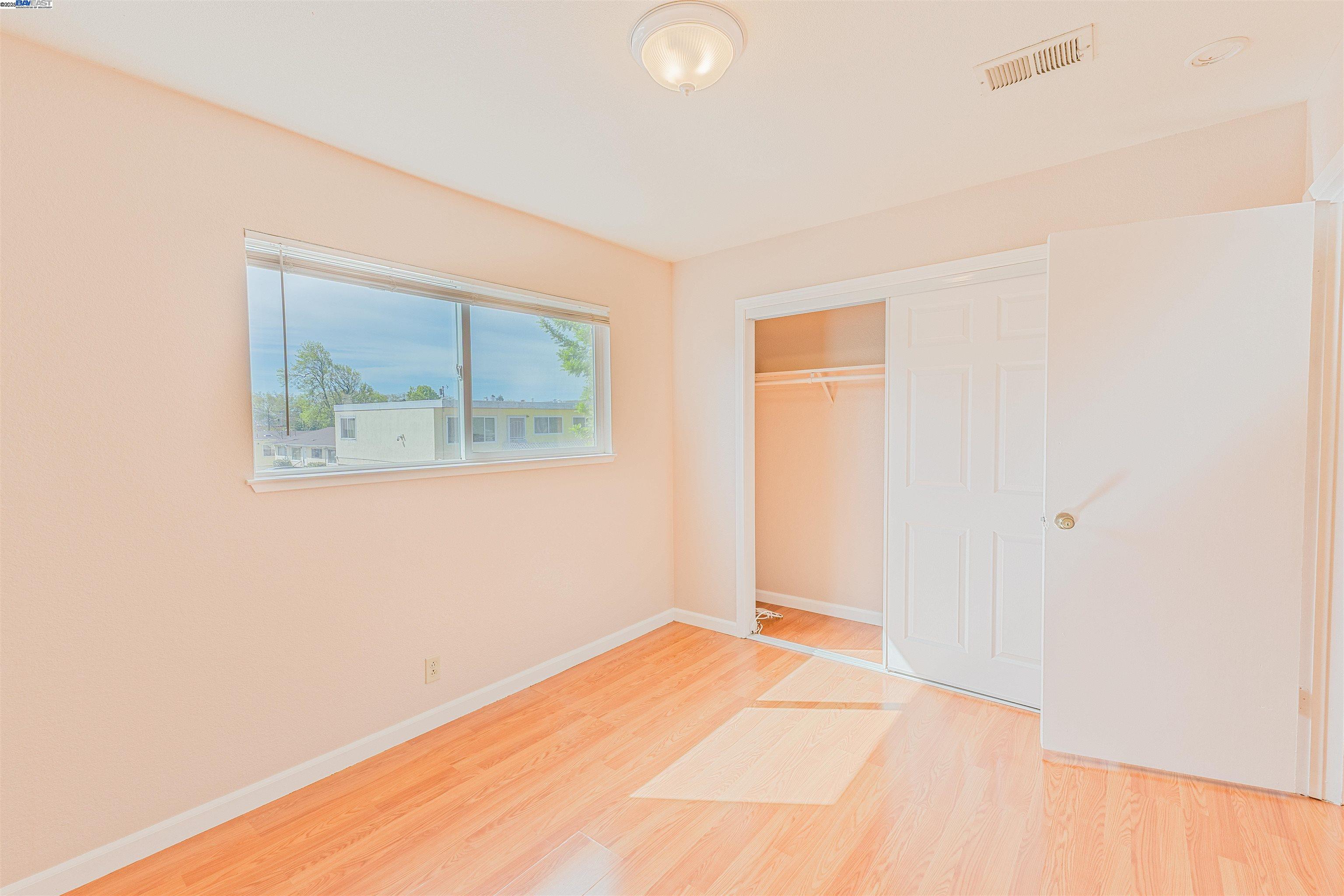 Photo #10: 41093073 Listing: Photo #10