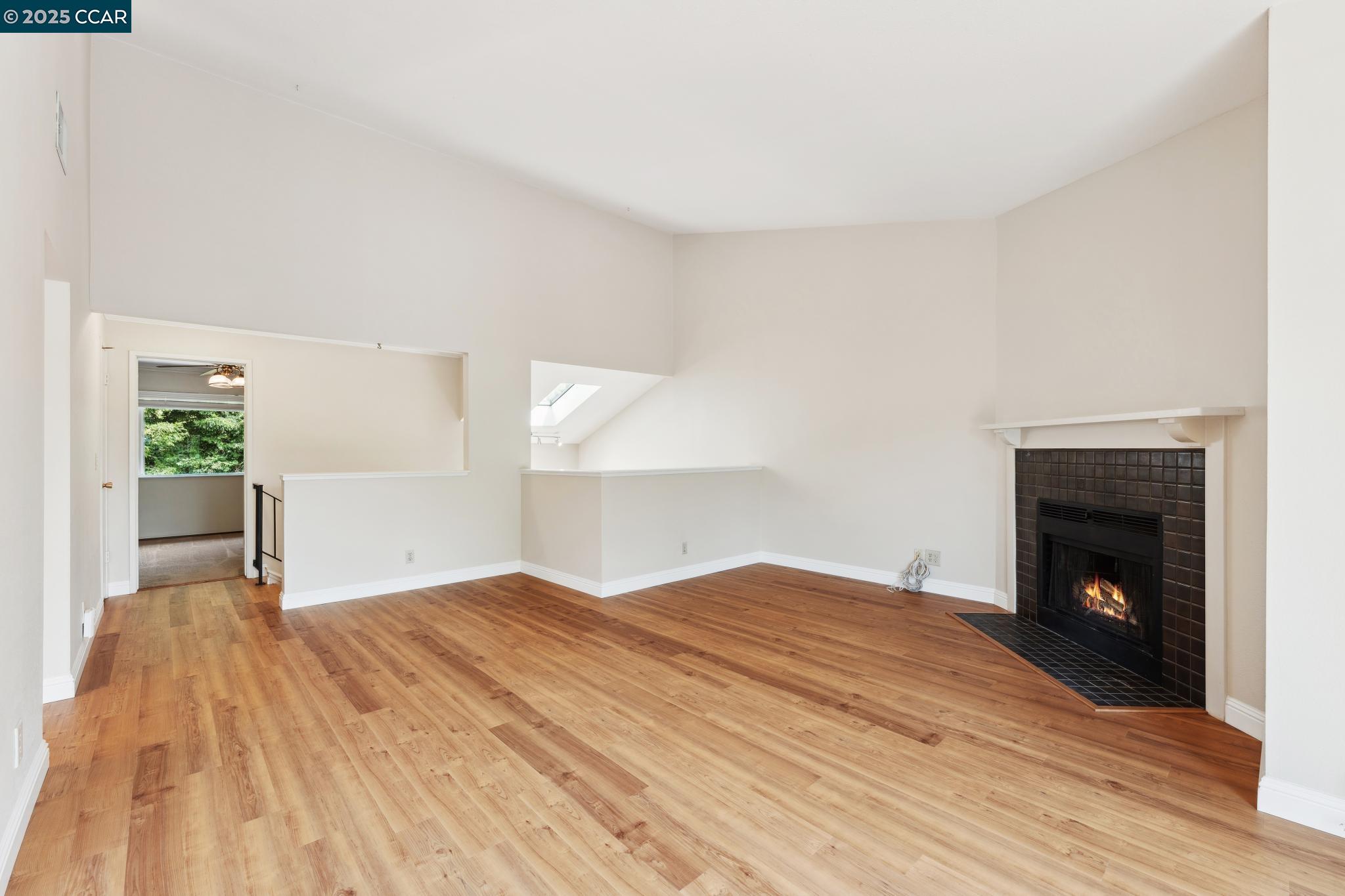 Detail Gallery Image 11 of 60 For 2480 Heatherleaf Ln., Martinez,  CA 94553 - 3 Beds | 2 Baths