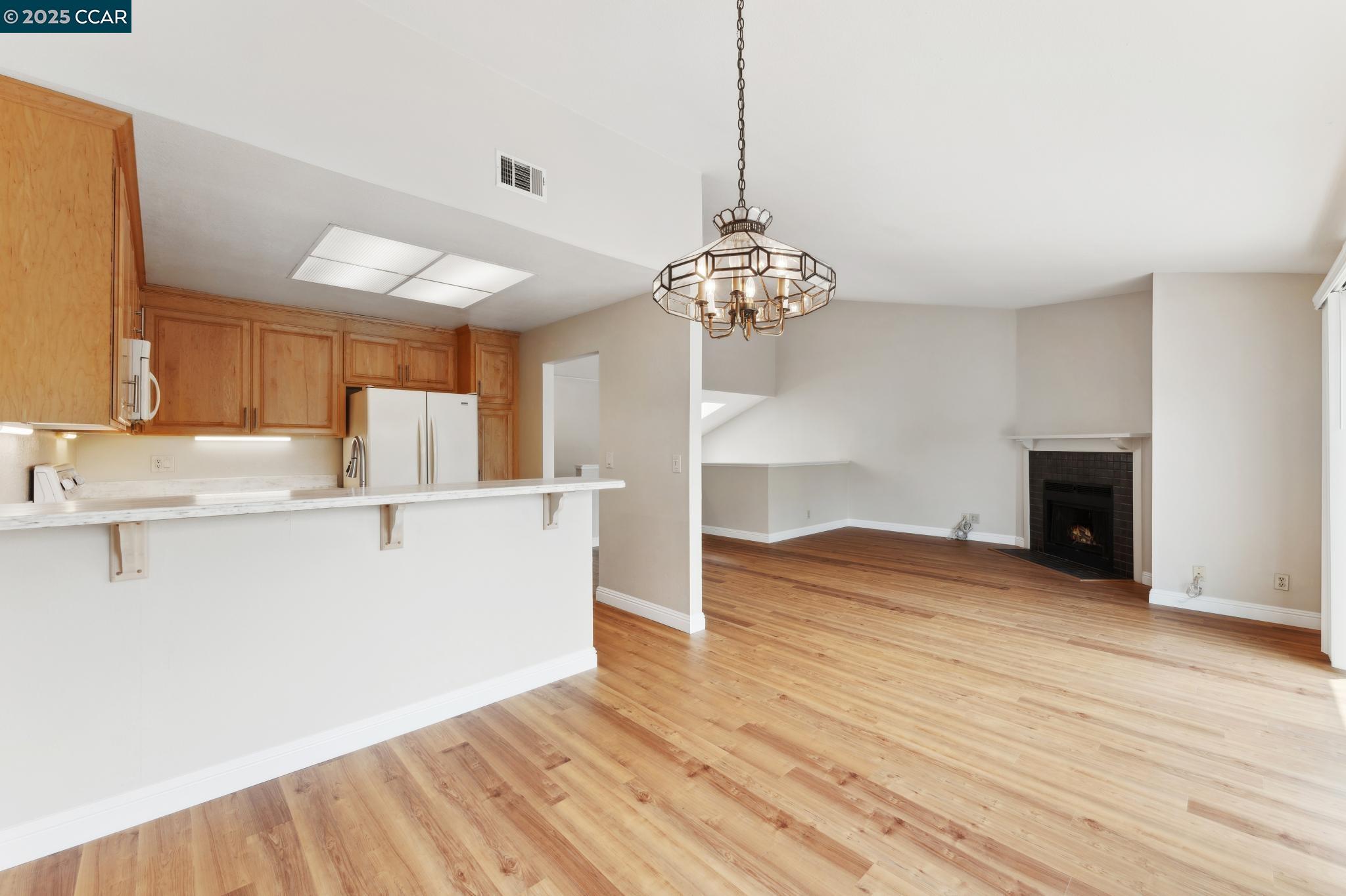 Detail Gallery Image 16 of 60 For 2480 Heatherleaf Ln., Martinez,  CA 94553 - 3 Beds | 2 Baths