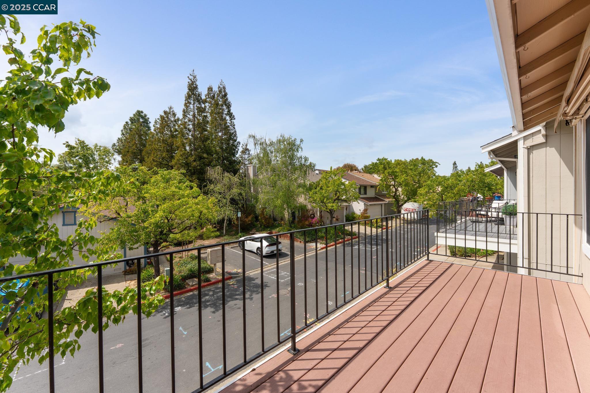 Detail Gallery Image 18 of 60 For 2480 Heatherleaf Ln., Martinez,  CA 94553 - 3 Beds | 2 Baths