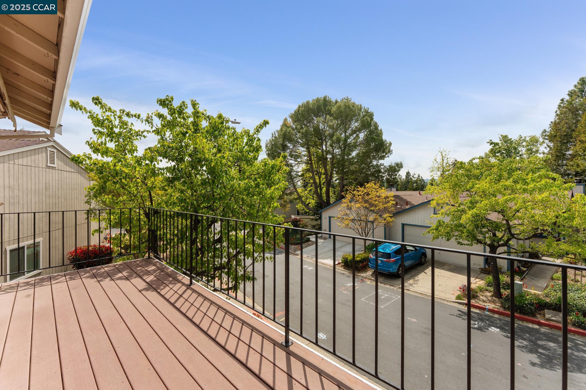 Detail Gallery Image 19 of 60 For 2480 Heatherleaf Ln., Martinez,  CA 94553 - 3 Beds | 2 Baths