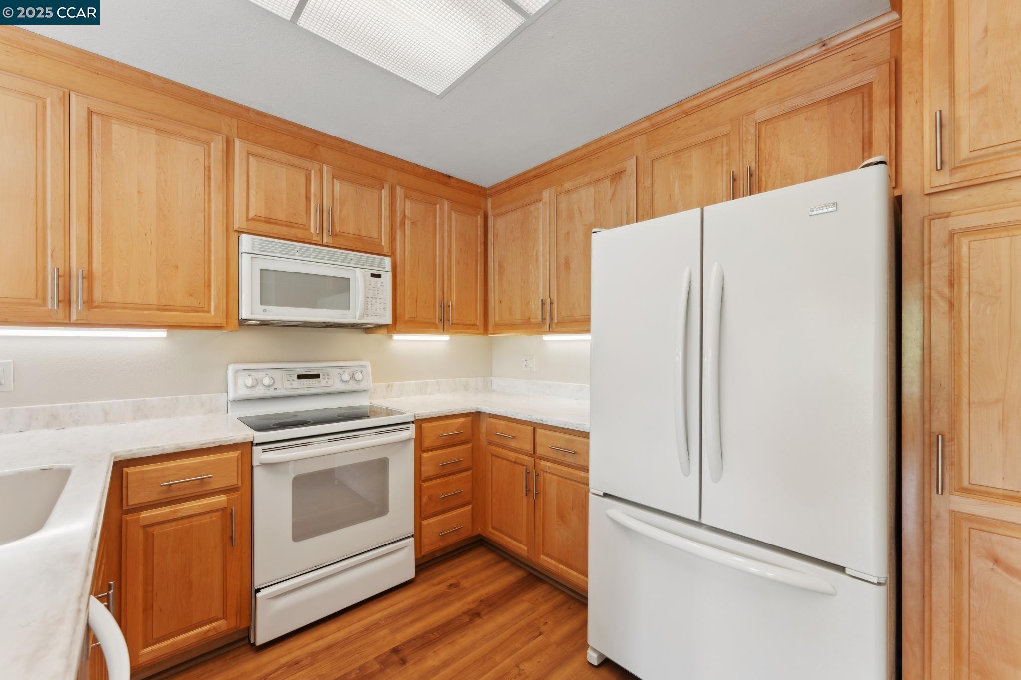 Detail Gallery Image 27 of 60 For 2480 Heatherleaf Ln., Martinez,  CA 94553 - 3 Beds | 2 Baths