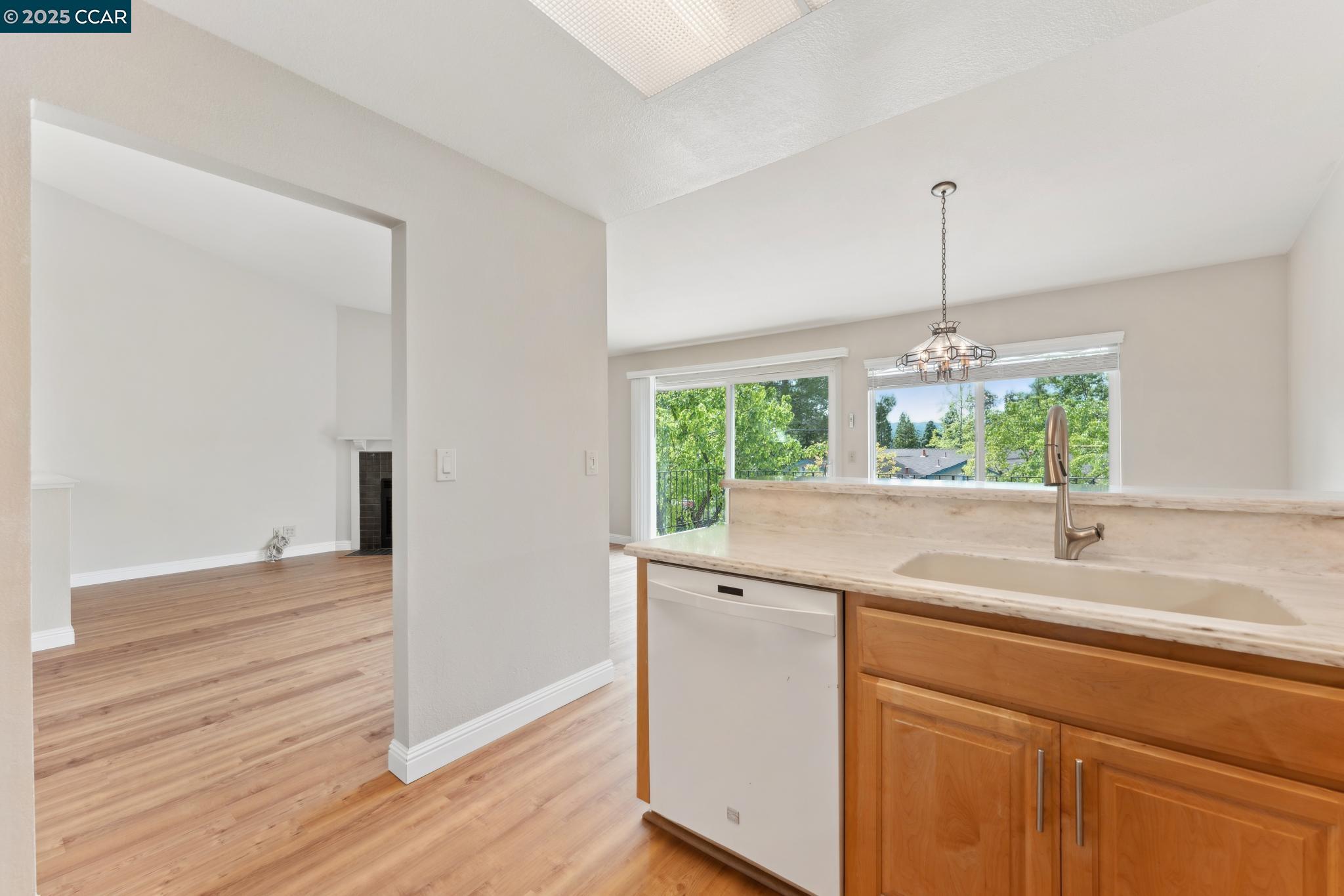Detail Gallery Image 29 of 60 For 2480 Heatherleaf Ln., Martinez,  CA 94553 - 3 Beds | 2 Baths
