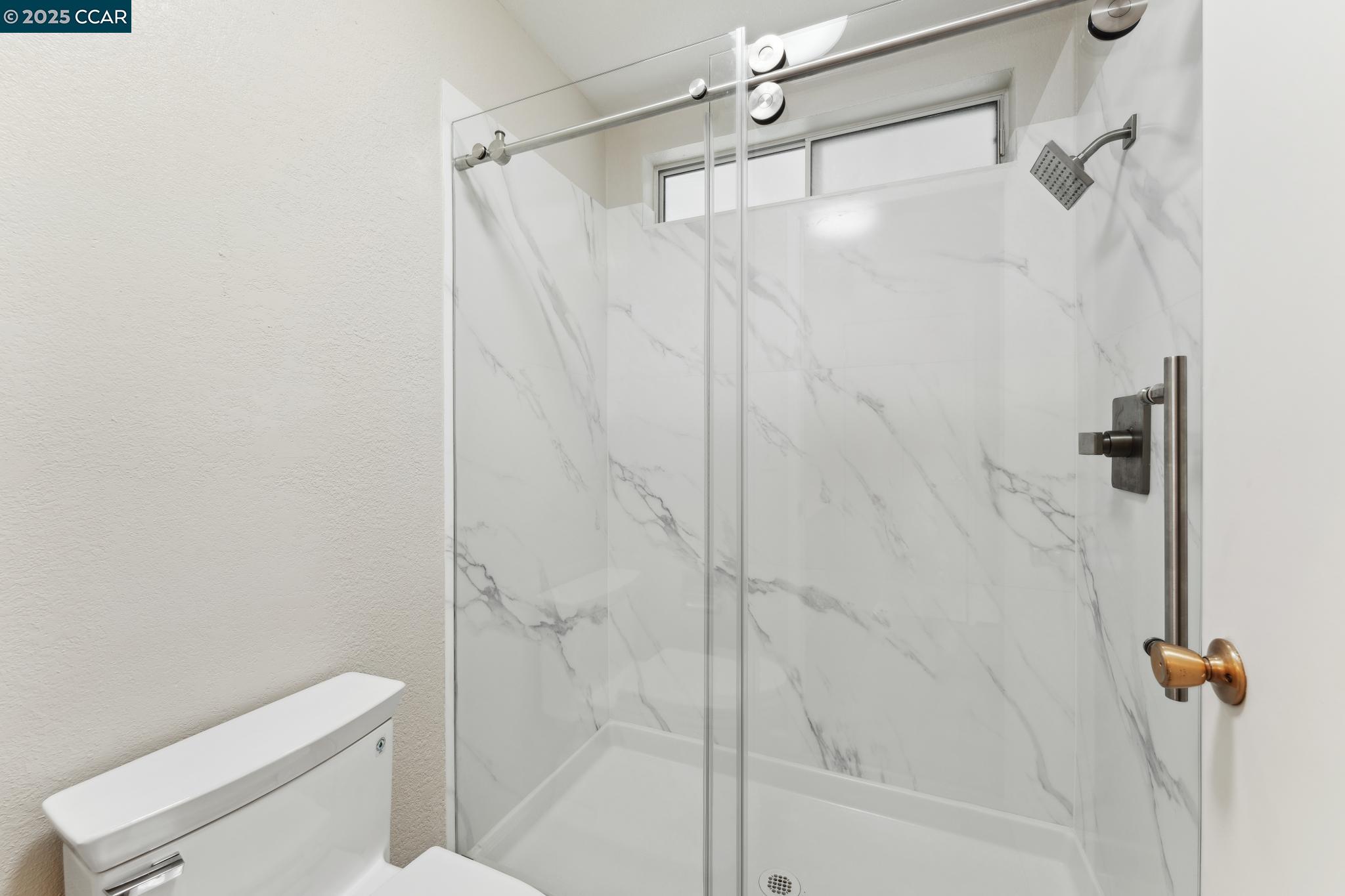 Detail Gallery Image 35 of 60 For 2480 Heatherleaf Ln., Martinez,  CA 94553 - 3 Beds | 2 Baths