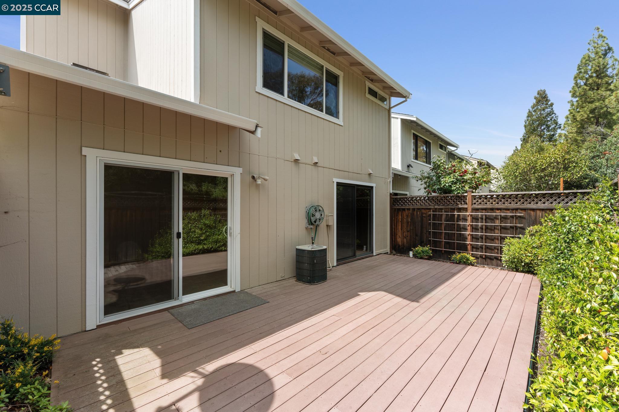Detail Gallery Image 41 of 60 For 2480 Heatherleaf Ln., Martinez,  CA 94553 - 3 Beds | 2 Baths