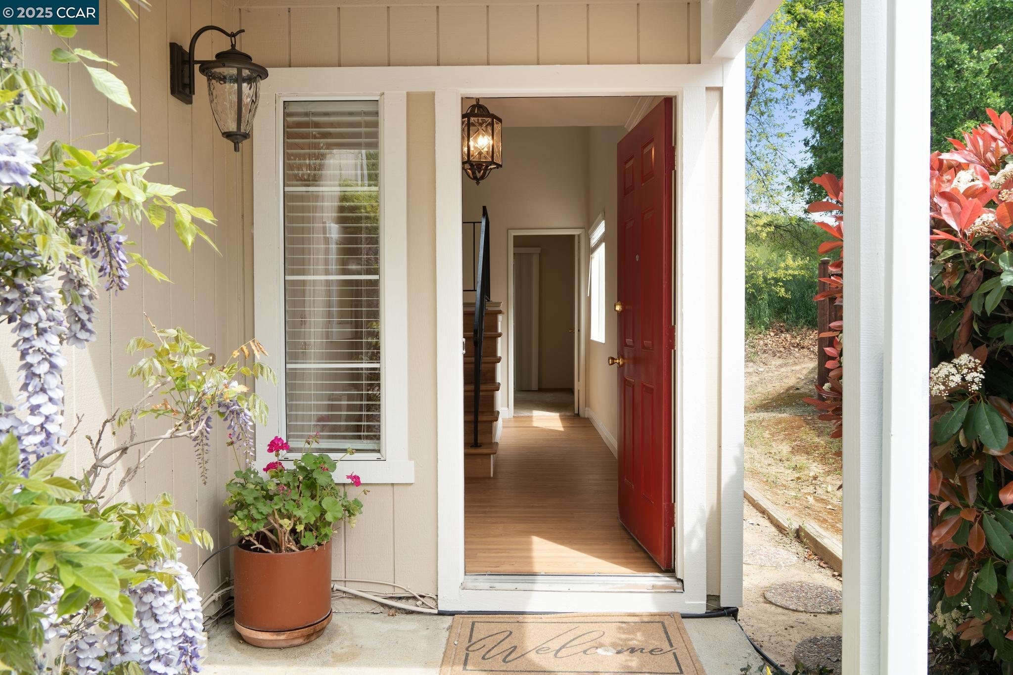 Detail Gallery Image 6 of 60 For 2480 Heatherleaf Ln., Martinez,  CA 94553 - 3 Beds | 2 Baths