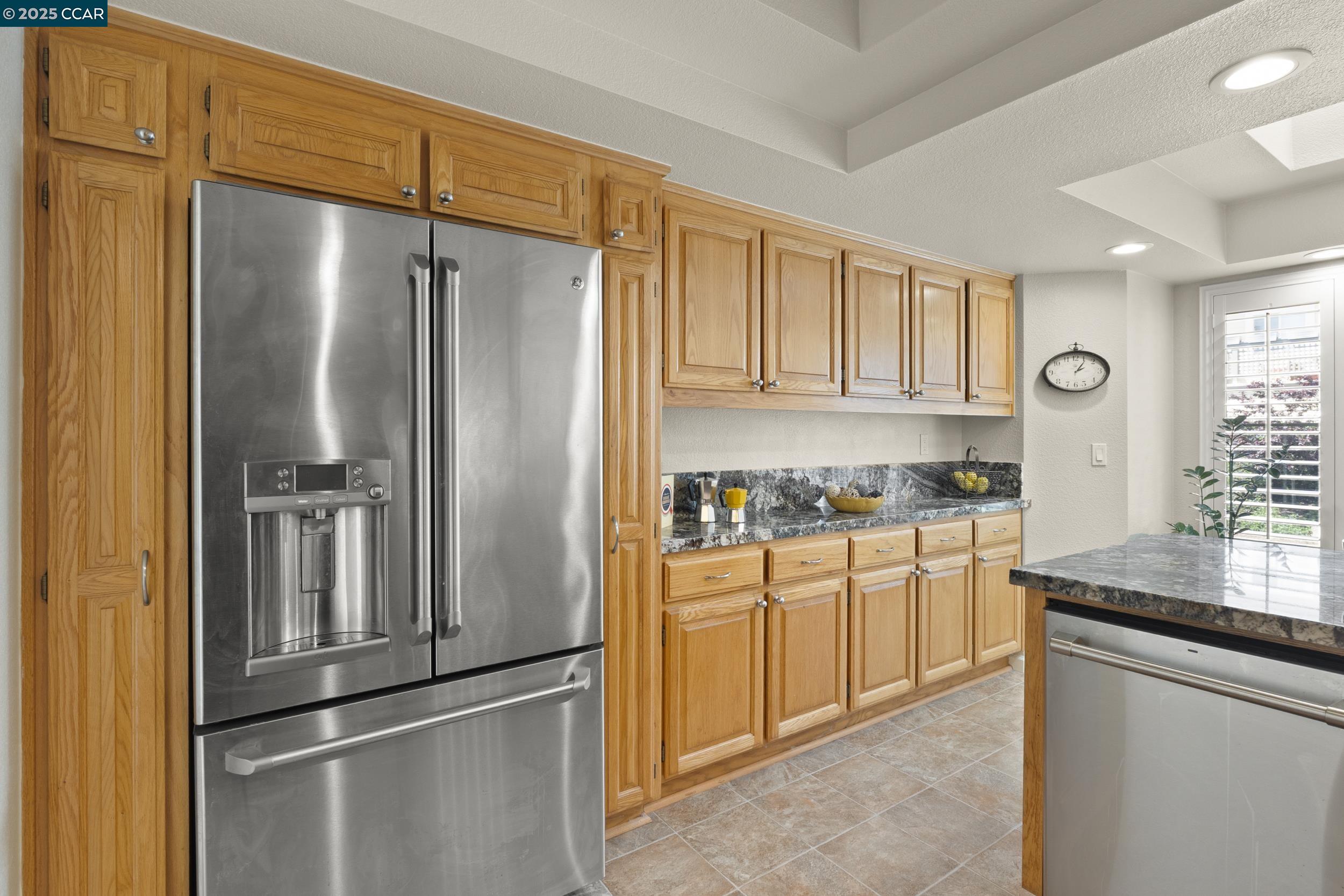Detail Gallery Image 13 of 39 For 43 Patrick Way, Half Moon Bay,  CA 94019 - 3 Beds | 2/1 Baths