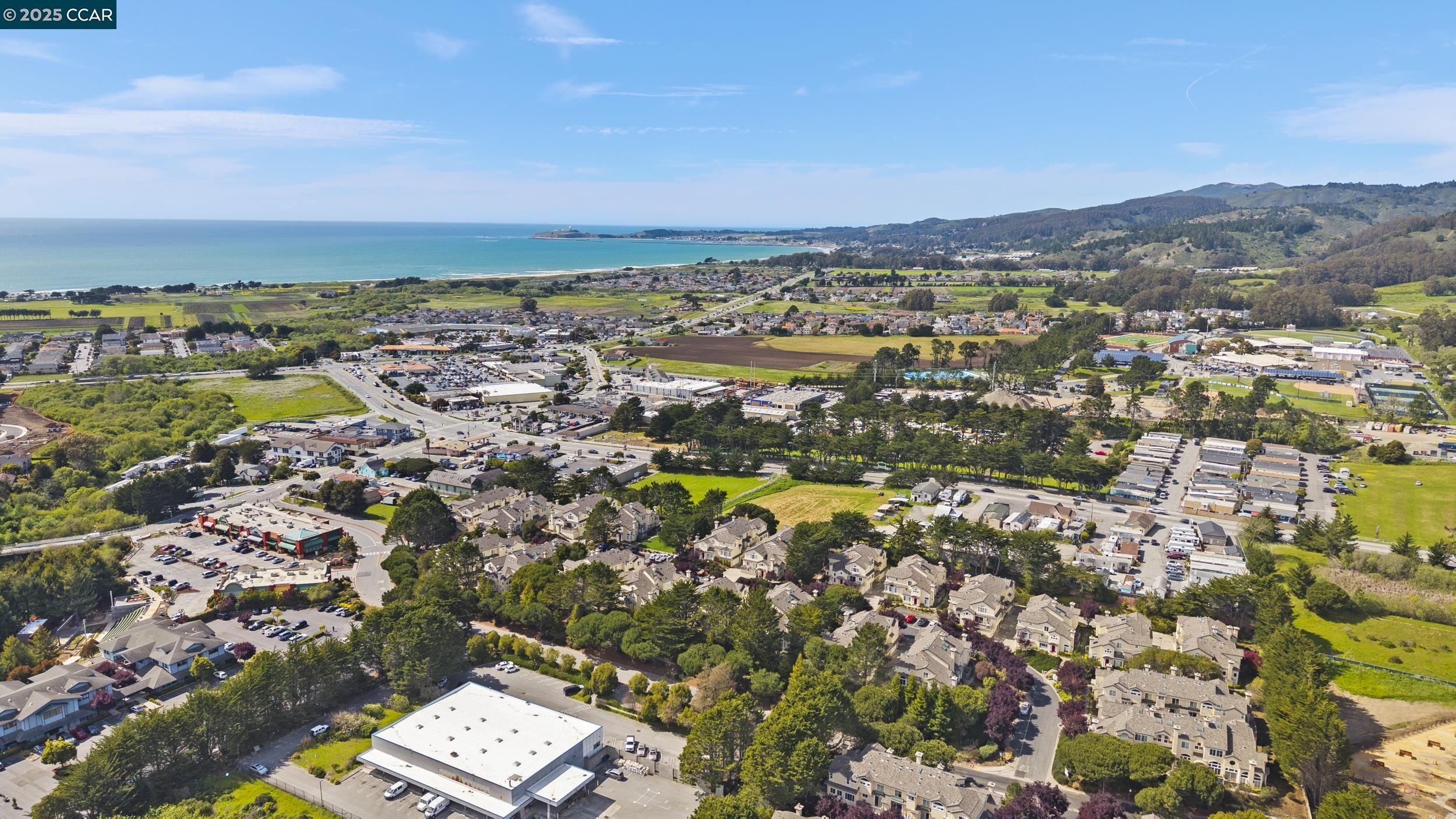 Detail Gallery Image 34 of 39 For 43 Patrick Way, Half Moon Bay,  CA 94019 - 3 Beds | 2/1 Baths