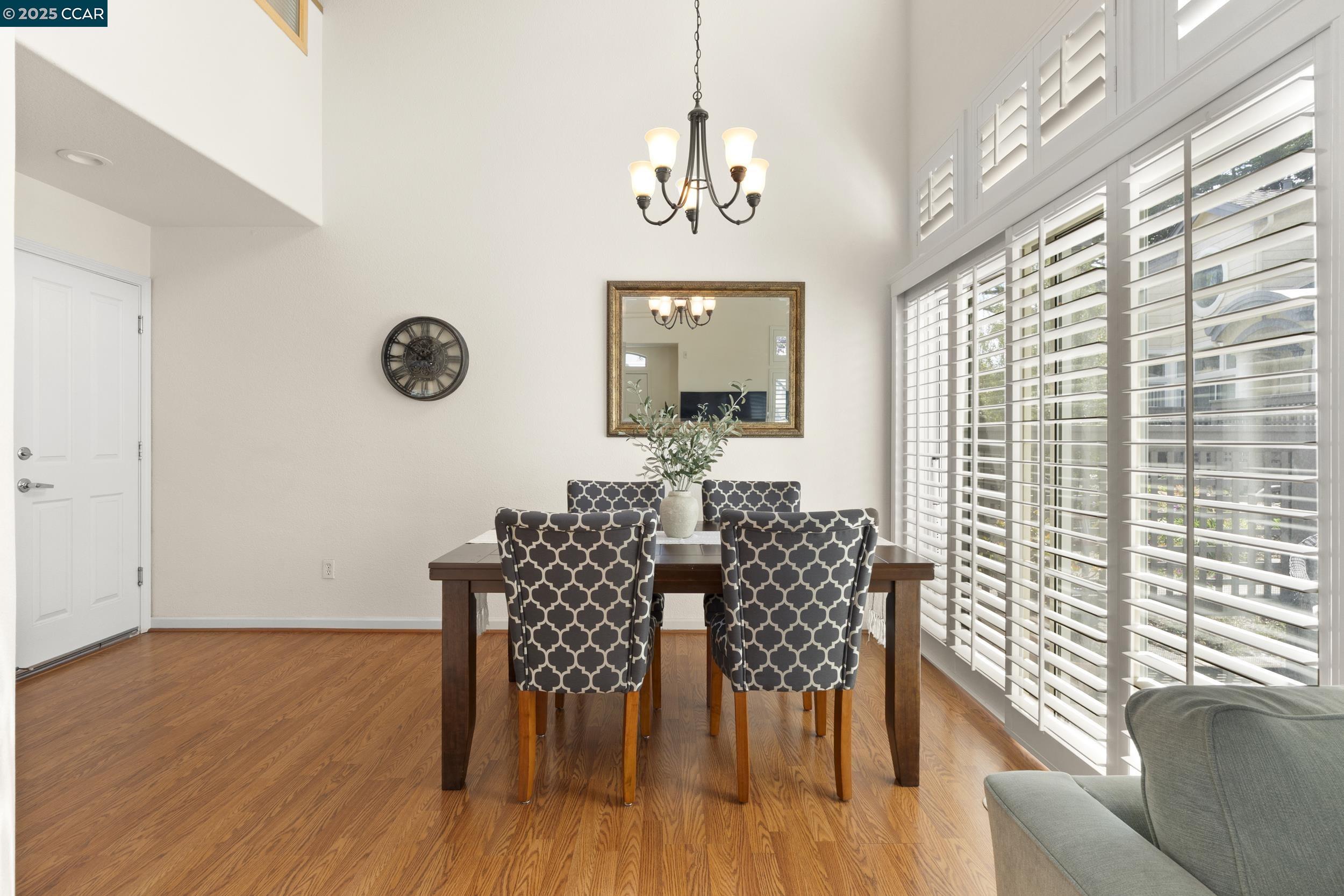 Detail Gallery Image 6 of 39 For 43 Patrick Way, Half Moon Bay,  CA 94019 - 3 Beds | 2/1 Baths