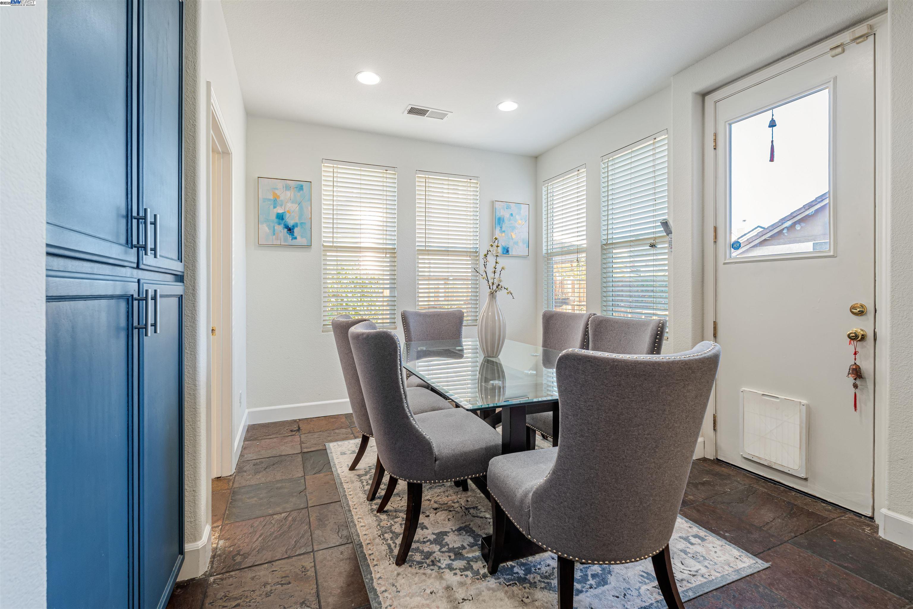 Detail Gallery Image 14 of 34 For 2938 Wagner Ct, Tracy,  CA 95377 - 4 Beds | 2/1 Baths