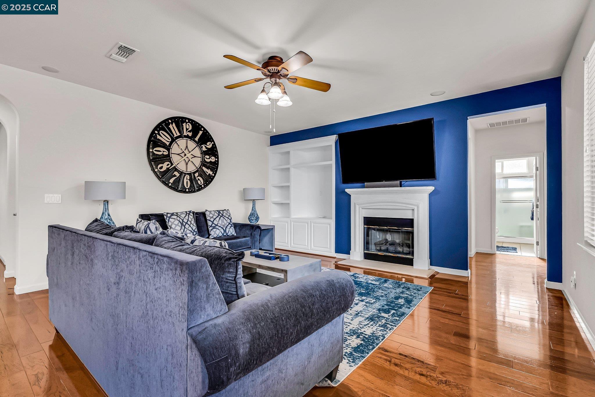 Detail Gallery Image 16 of 46 For 3627 Otter Brook Loop, Discovery Bay,  CA 94505 - 5 Beds | 3 Baths