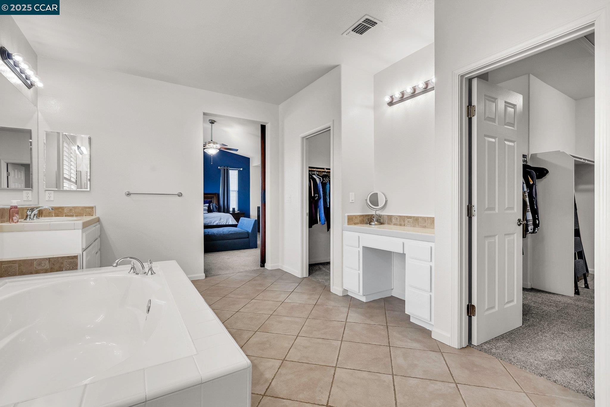 Detail Gallery Image 31 of 46 For 3627 Otter Brook Loop, Discovery Bay,  CA 94505 - 5 Beds | 3 Baths