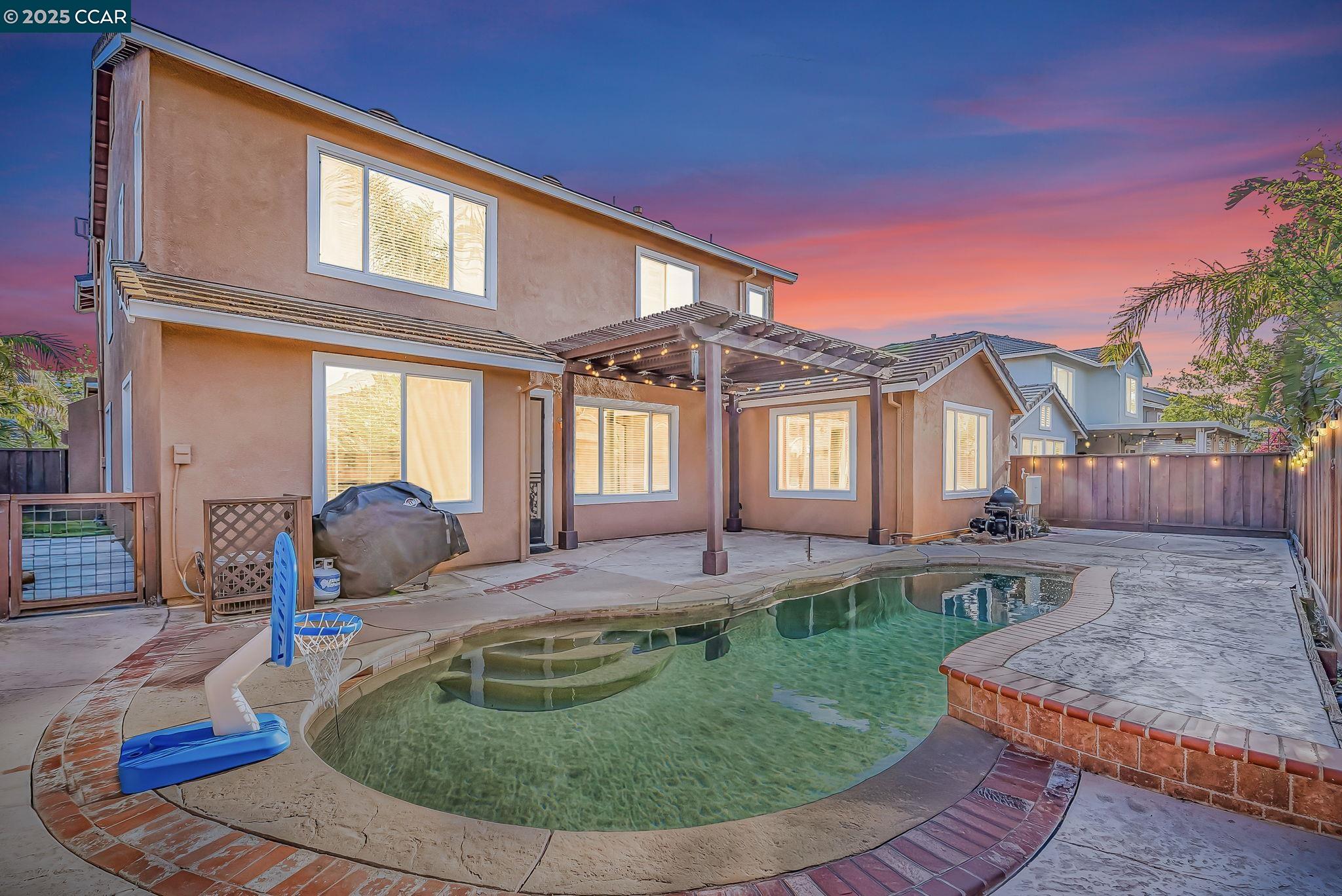 Detail Gallery Image 41 of 46 For 3627 Otter Brook Loop, Discovery Bay,  CA 94505 - 5 Beds | 3 Baths