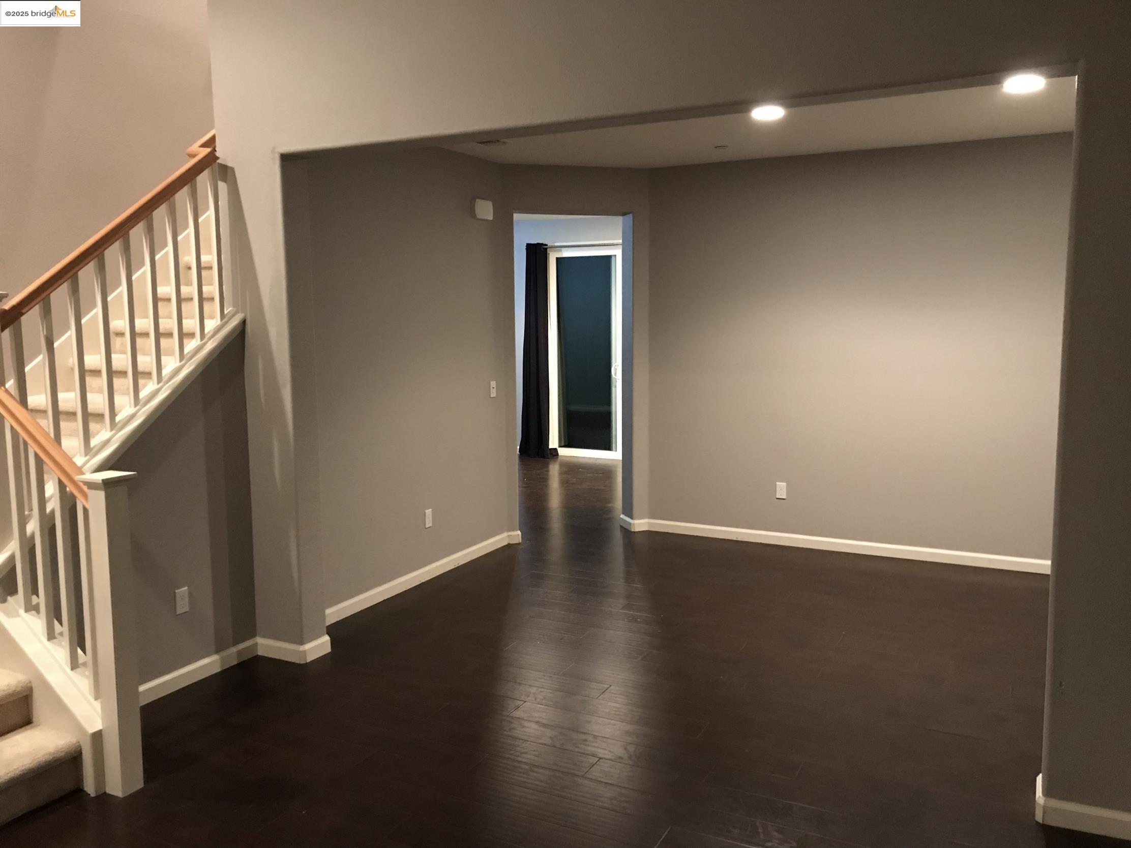 Detail Gallery Image 6 of 21 For 482 Crimson Clover Ct, Brentwood,  CA 94513 - 3 Beds | 2/1 Baths