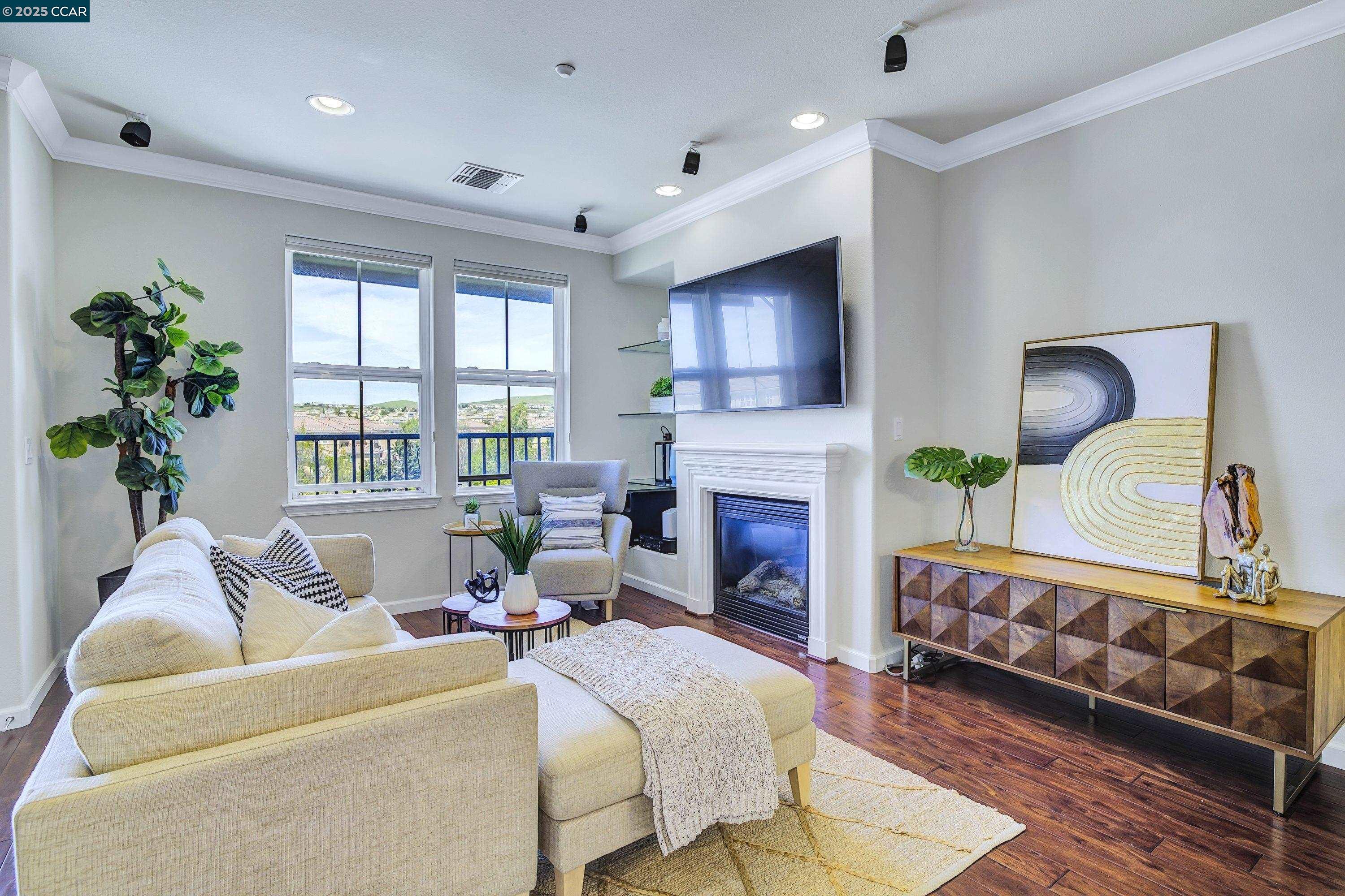 Photo #4: 41093126 Listing: Photo #4