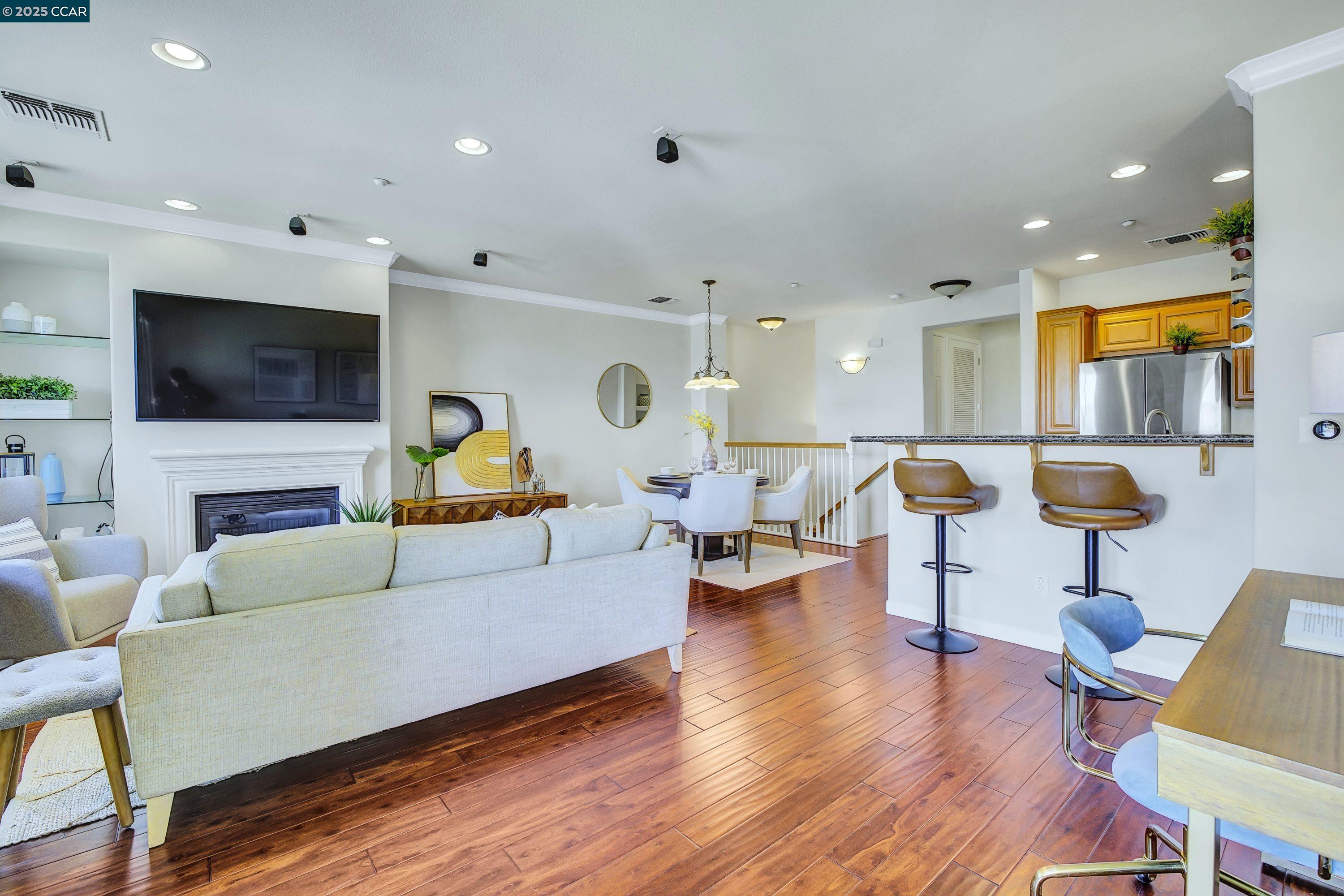 Photo #7: 41093126 Listing: Photo #7